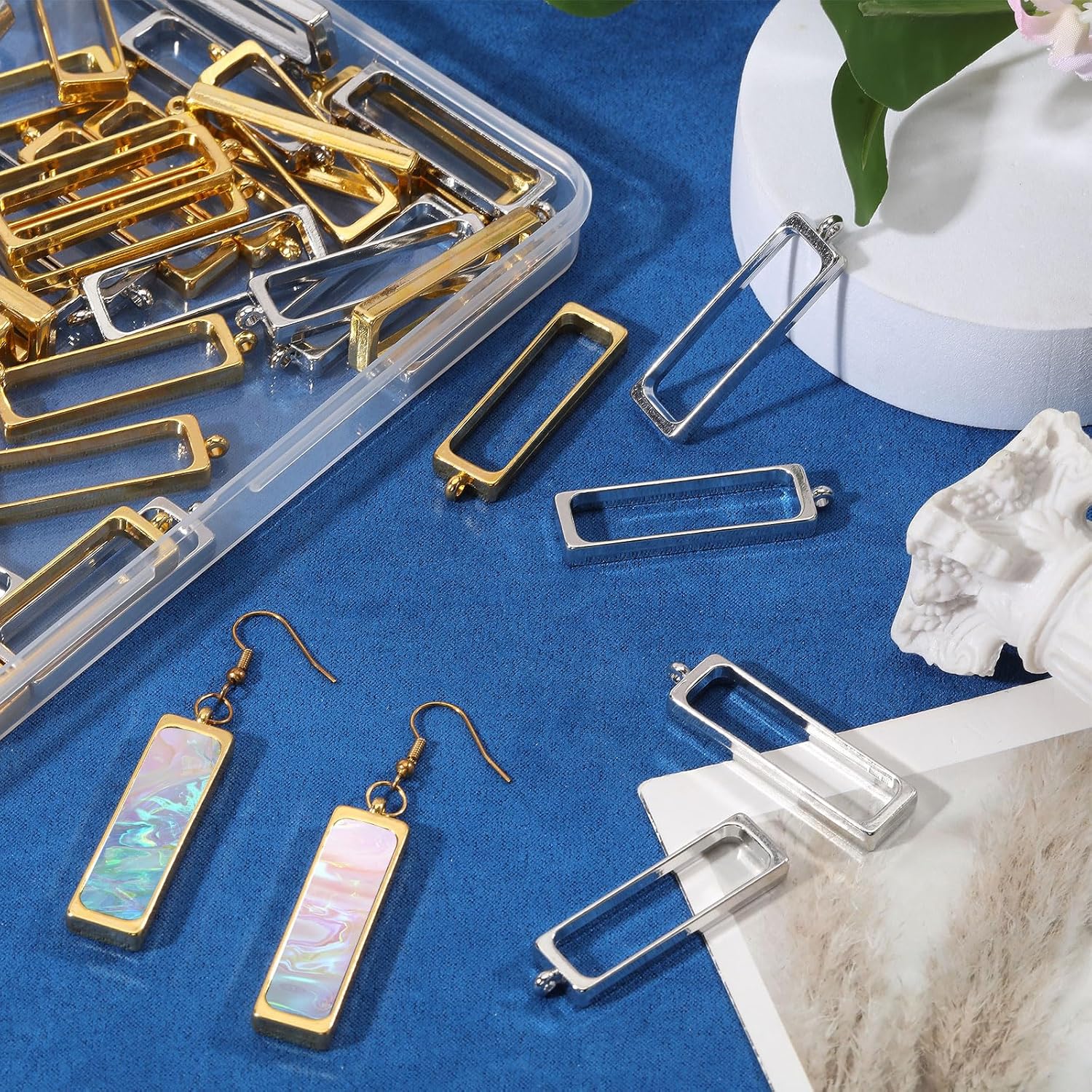 CHGCRAFT 48 Pcs 2 Color Rectangle Open Bezel Pendant Alloy Hollow Frame Pendants Open Frame Pendant Charms for Resin Jewellery Making DIY Earring Keychain Necklace Kit - Image 5
