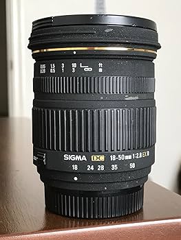 Sigma 18-50mm F/2.8 EX DC Lens for Nikon Digital SLR Cameras