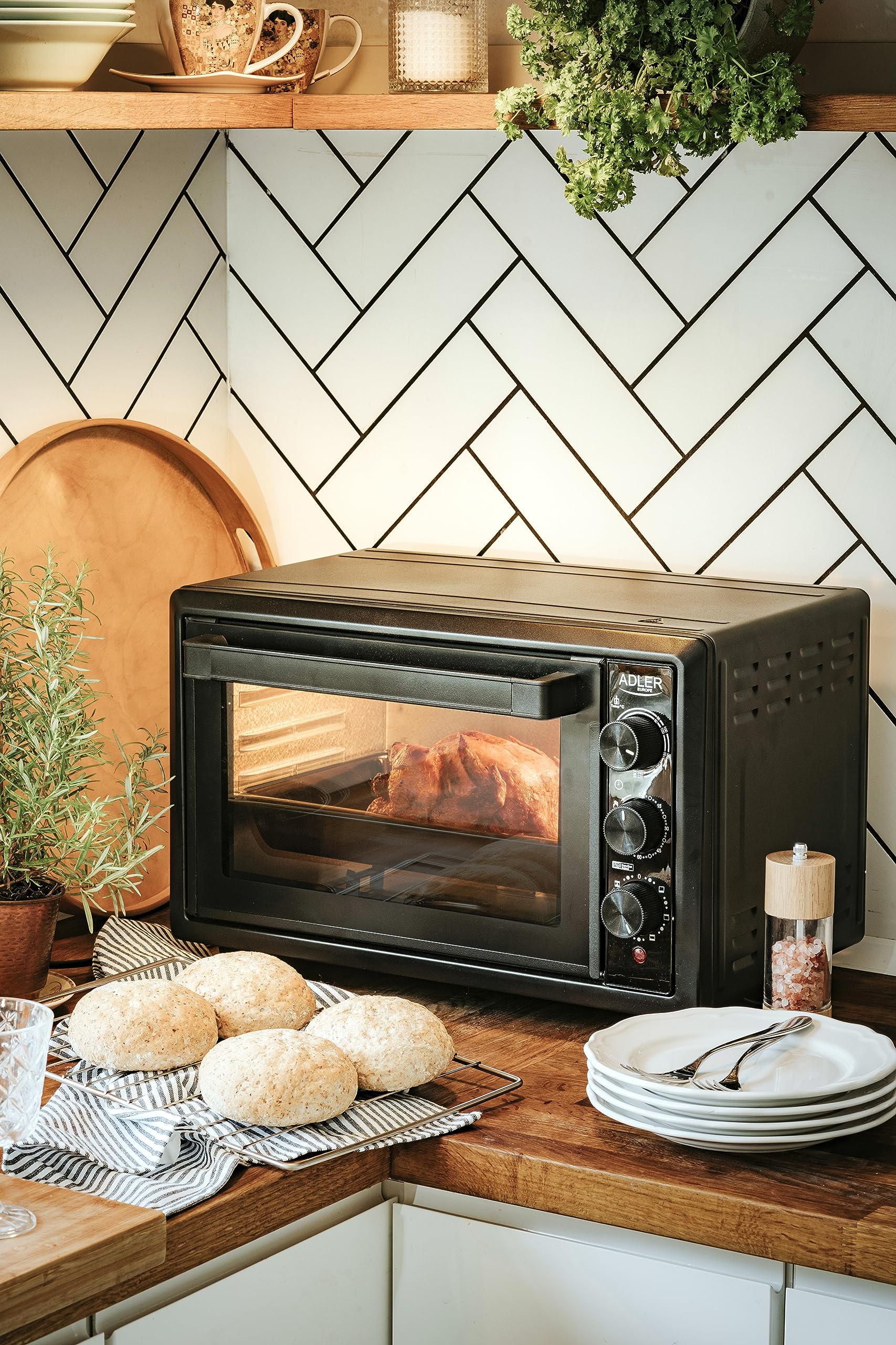 Adler Europe AD 6023 - Mini forno elettrico con capacità di 26 L e funzione convezione, 6 modalità di backup, timer: 0-90 minuti, 1500 W