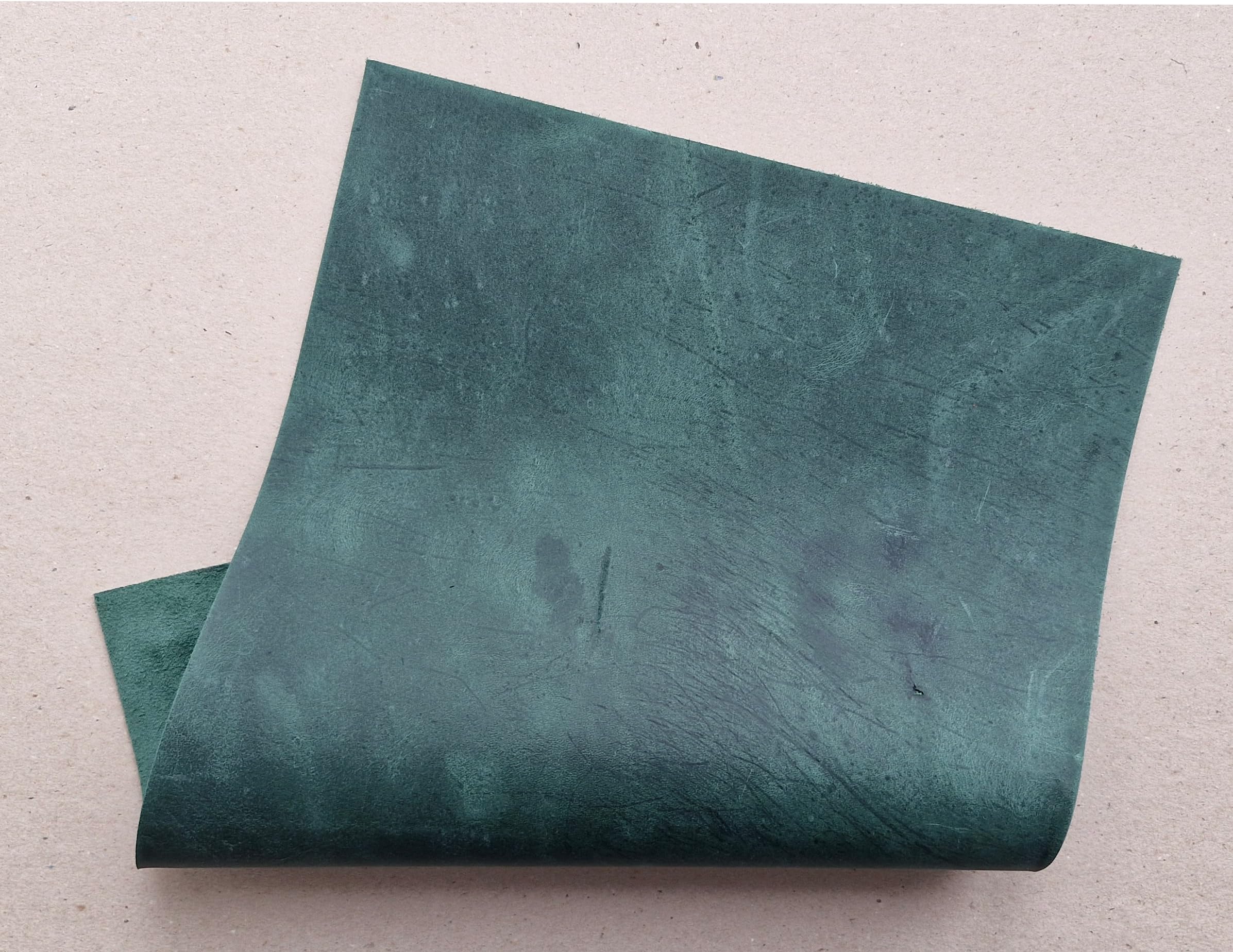 Piel de vacuno de 1,6 mm de grosor para manualidades (A1 (594 x 841 mm), verde, 1)
