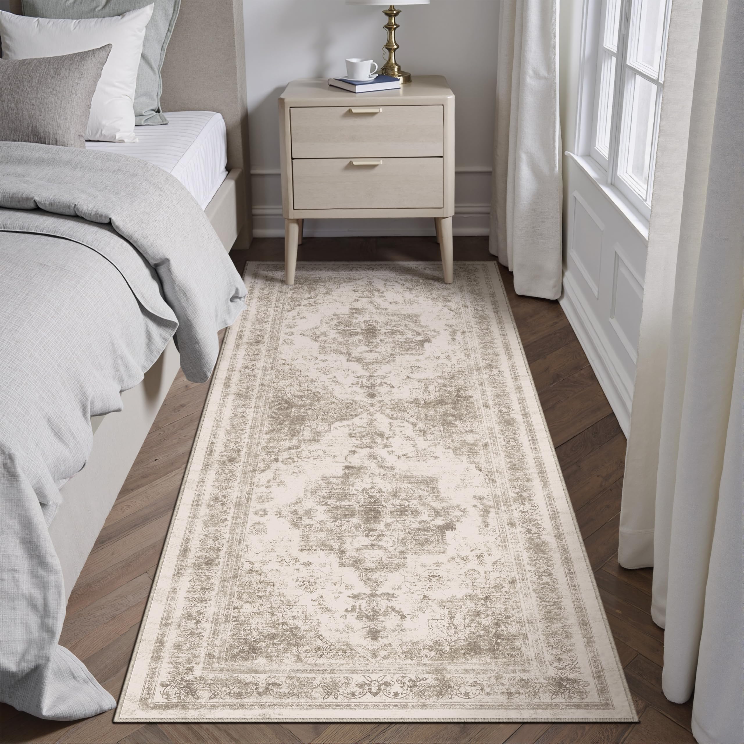 HUGEAR Vintage Passatoia Tappeto Corridoio Beige Tappeti 60x180cm Cucina Antiscivolo Lavabile in Lavatrice Tapette Camera da Letto Scendiletto Cameretta Ufficio Pelo Corto Lungo Carpet