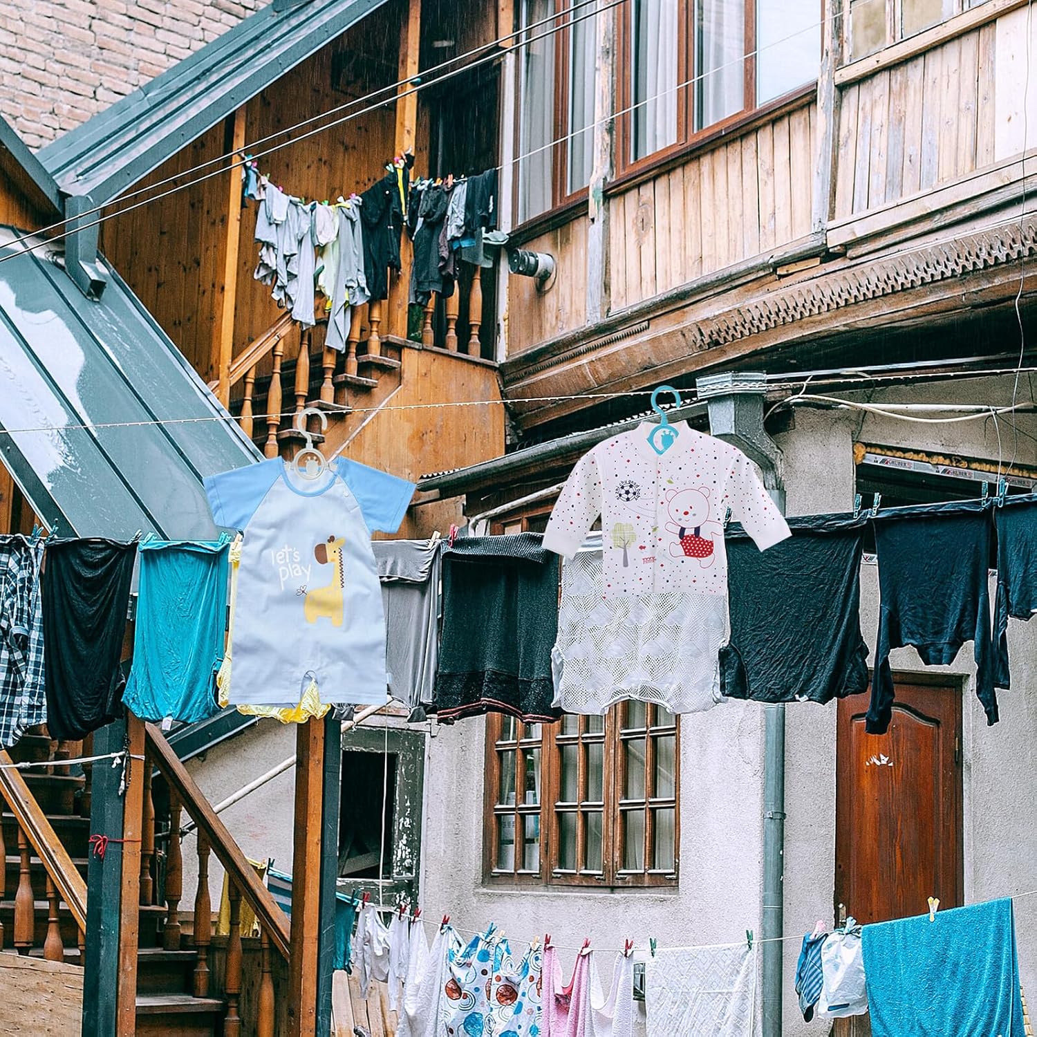 20pcs Clothing Hangers for Newborns, Plastic Closet Hangers with Non-Slip Design, Multi-Tone Collection for Clothes Organization