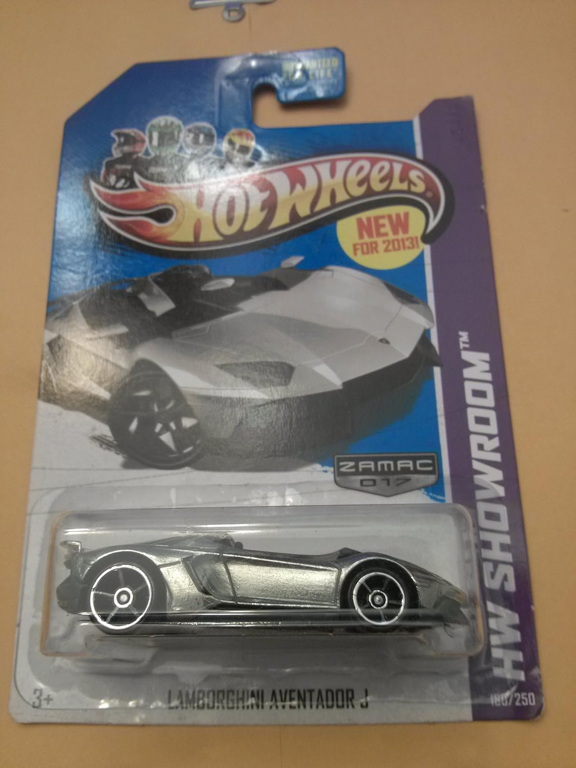 Hot Wheels HW Showroom Lamborghini Aventador J Zamac 017 180/250 2013