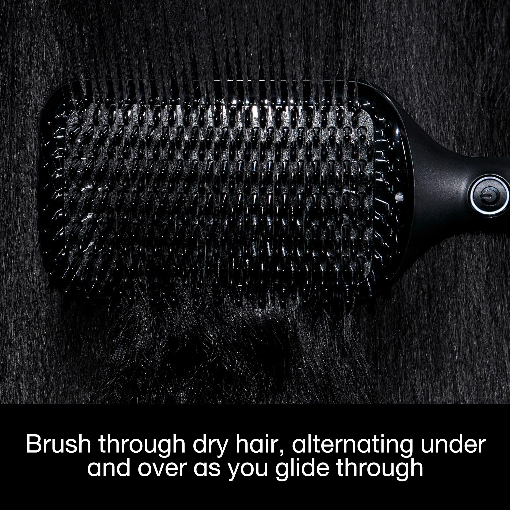 ghd Glide+ Max Spazzola lisciante a caldo, colore nero, risultati ultra lisci e veloci senza danni estremi dal calore, per l'uso su capelli asciutti, per capelli lunghi, spessi e ricci (spina UK)