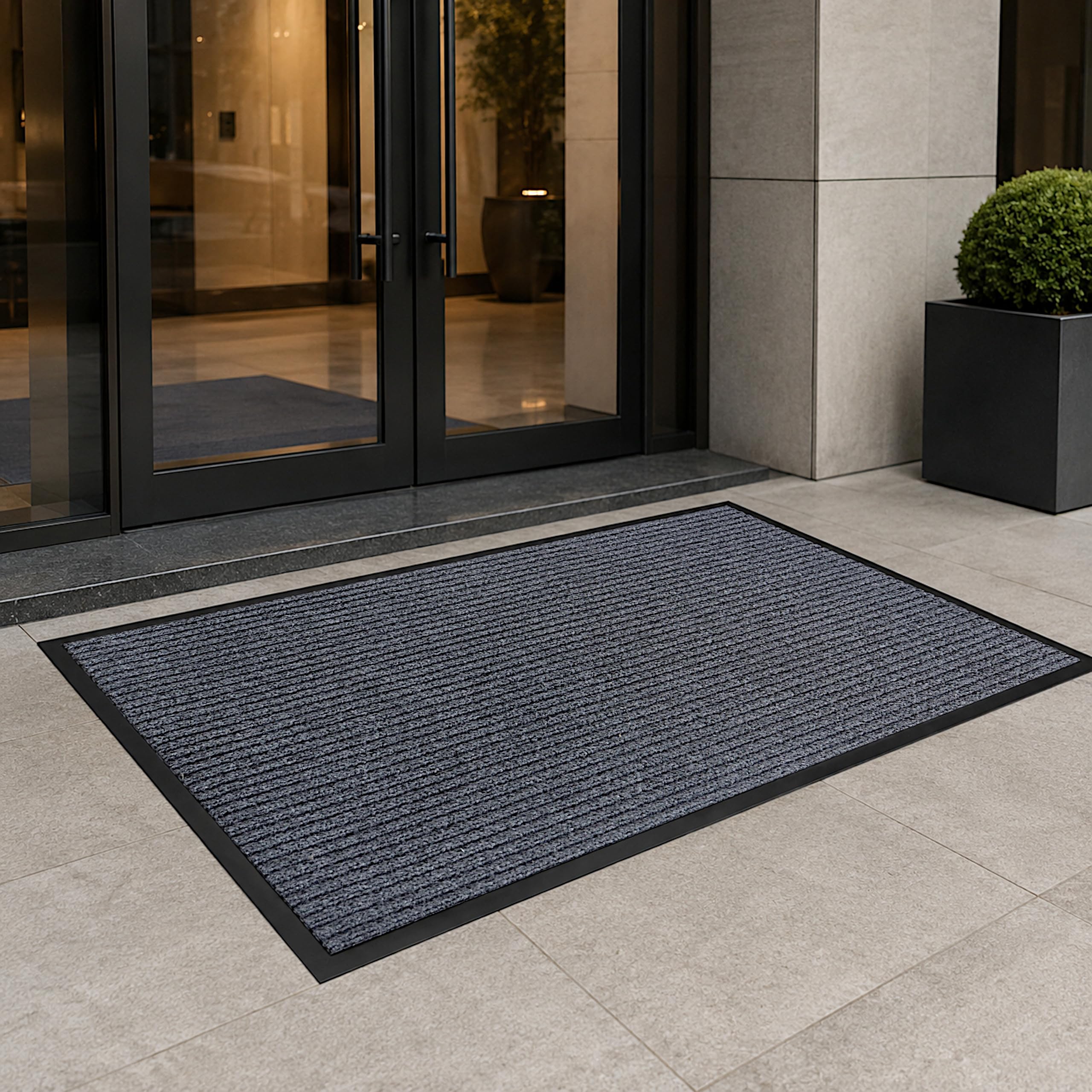 Fußmatte Grau 90x150 cm – Robuste, rutschfeste Schmutzfangmatte für Innen- und Außenbereich - saugfähige Türmatte aus Polypropylen und PVC