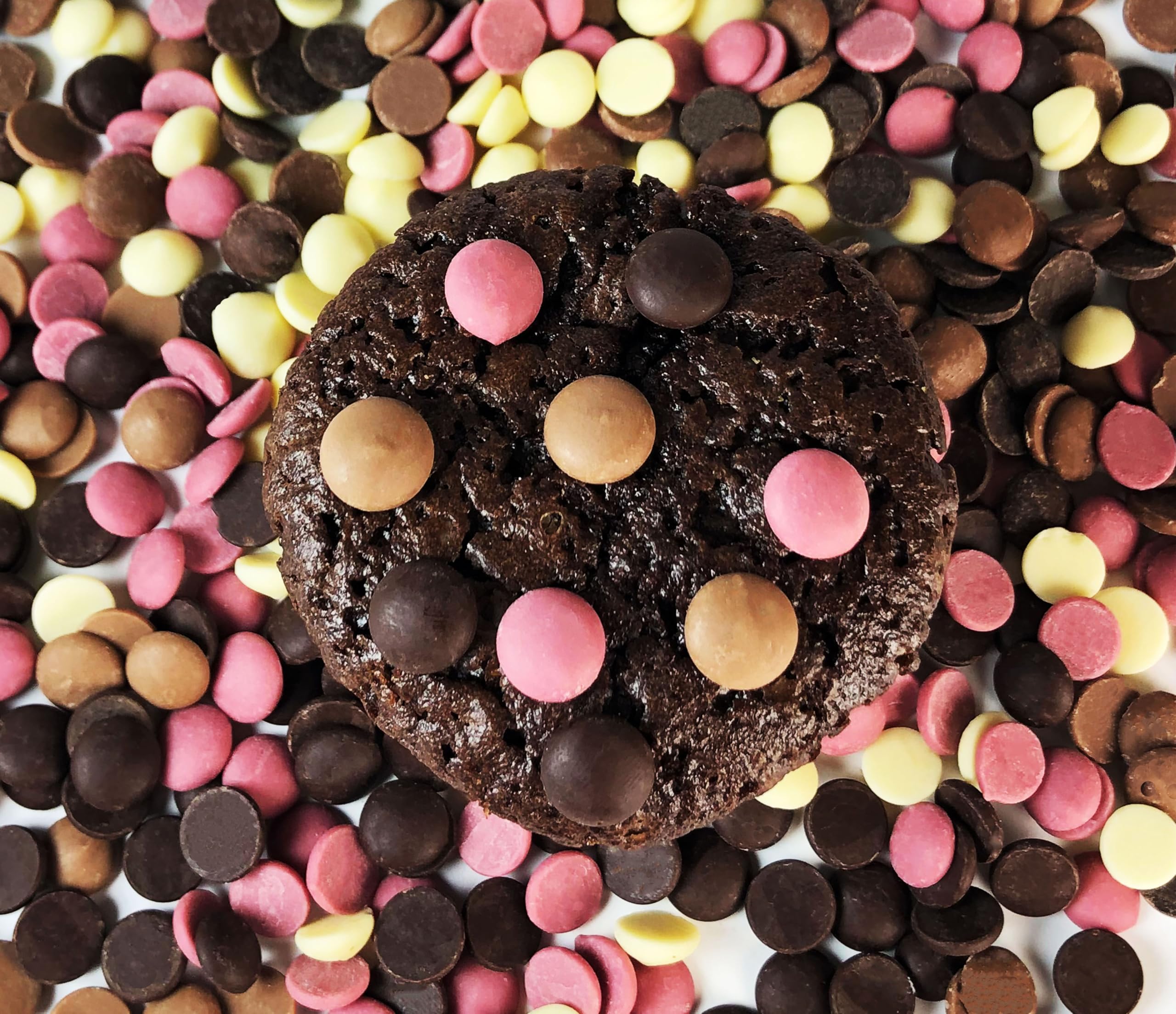 CHOCO SECRETS Quattro - Belgische Schokolade für Schokobrunnen - 4 x 600g, Vollmilch, Zartbitter, Weiß, Ruby - Schokofondue & Schokoladenbrunnen - Kuvertüre & Ganache - Choco Drops