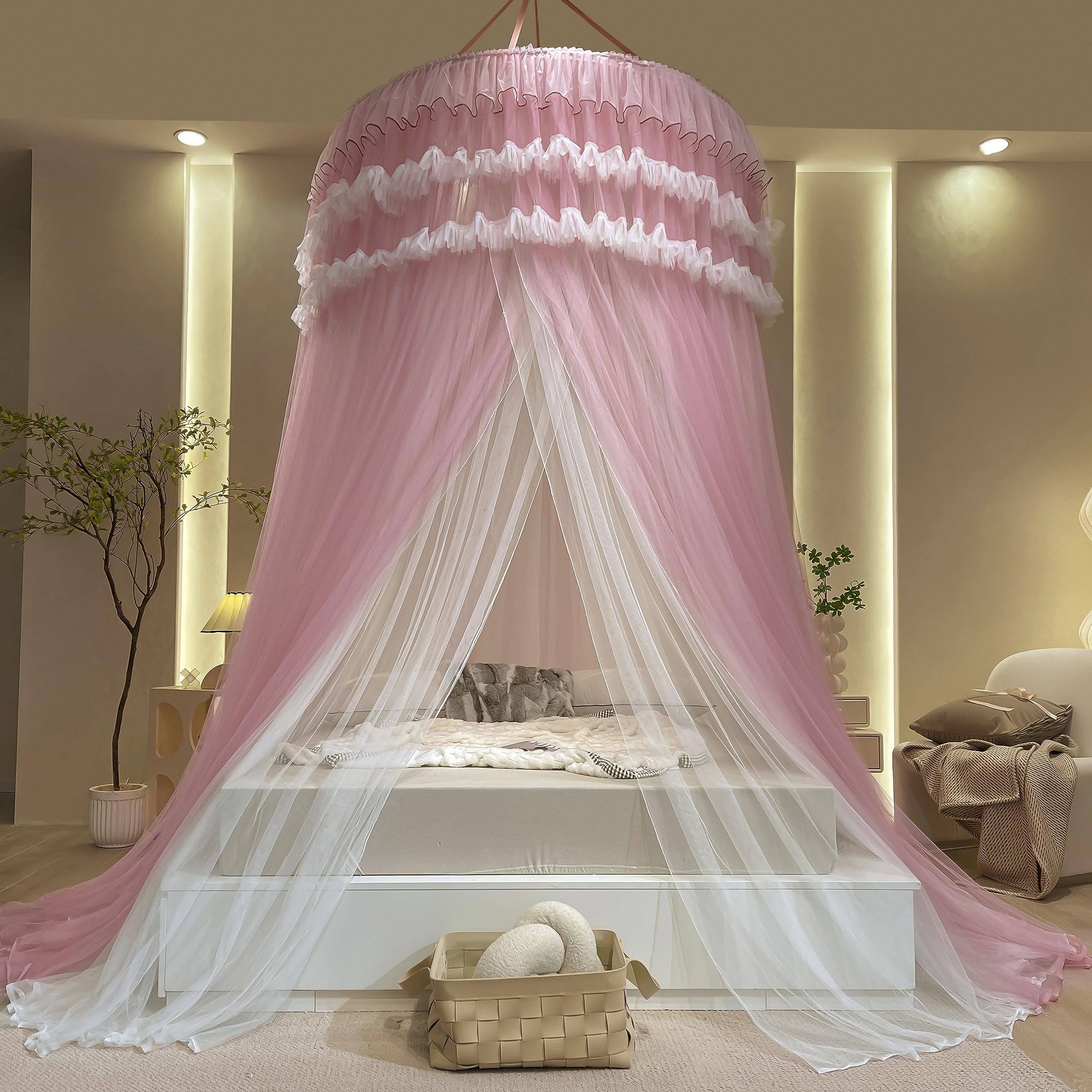 Lit tente baldaquin violet KLUFO pour créer un espace de jeu magique et cocooning pour fille