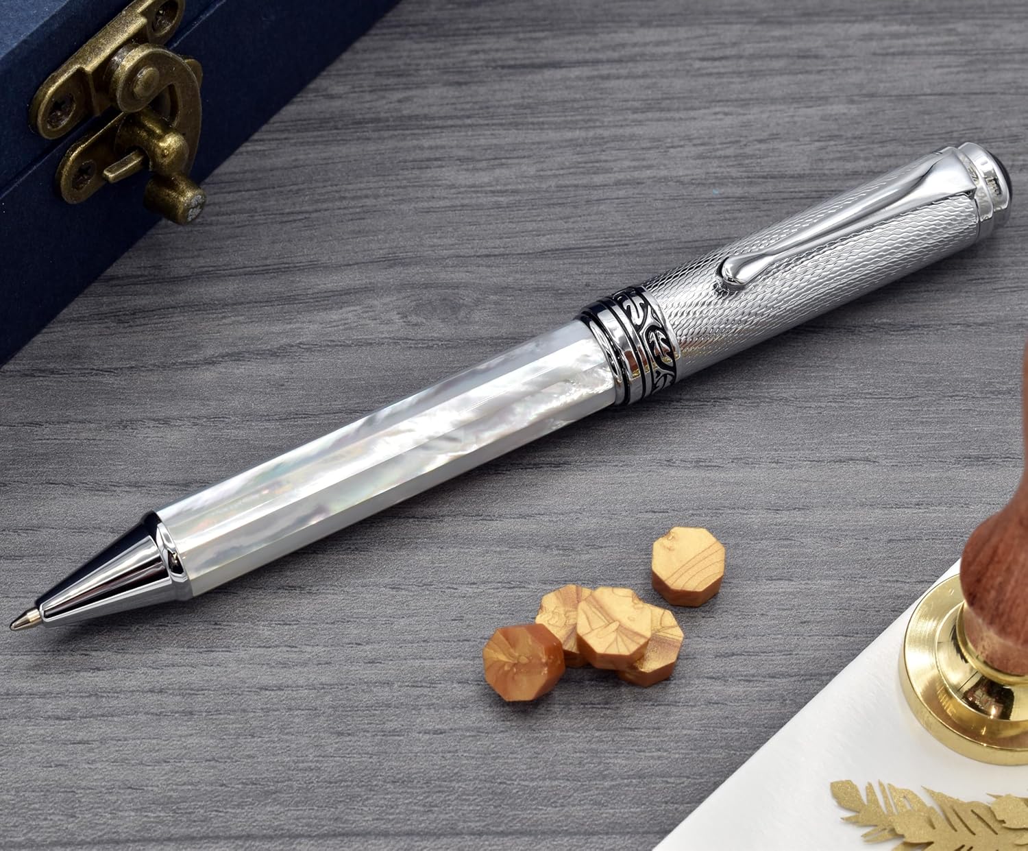 N1619 / カスタムボールペン デコレーションくまちゃんビーズ お花