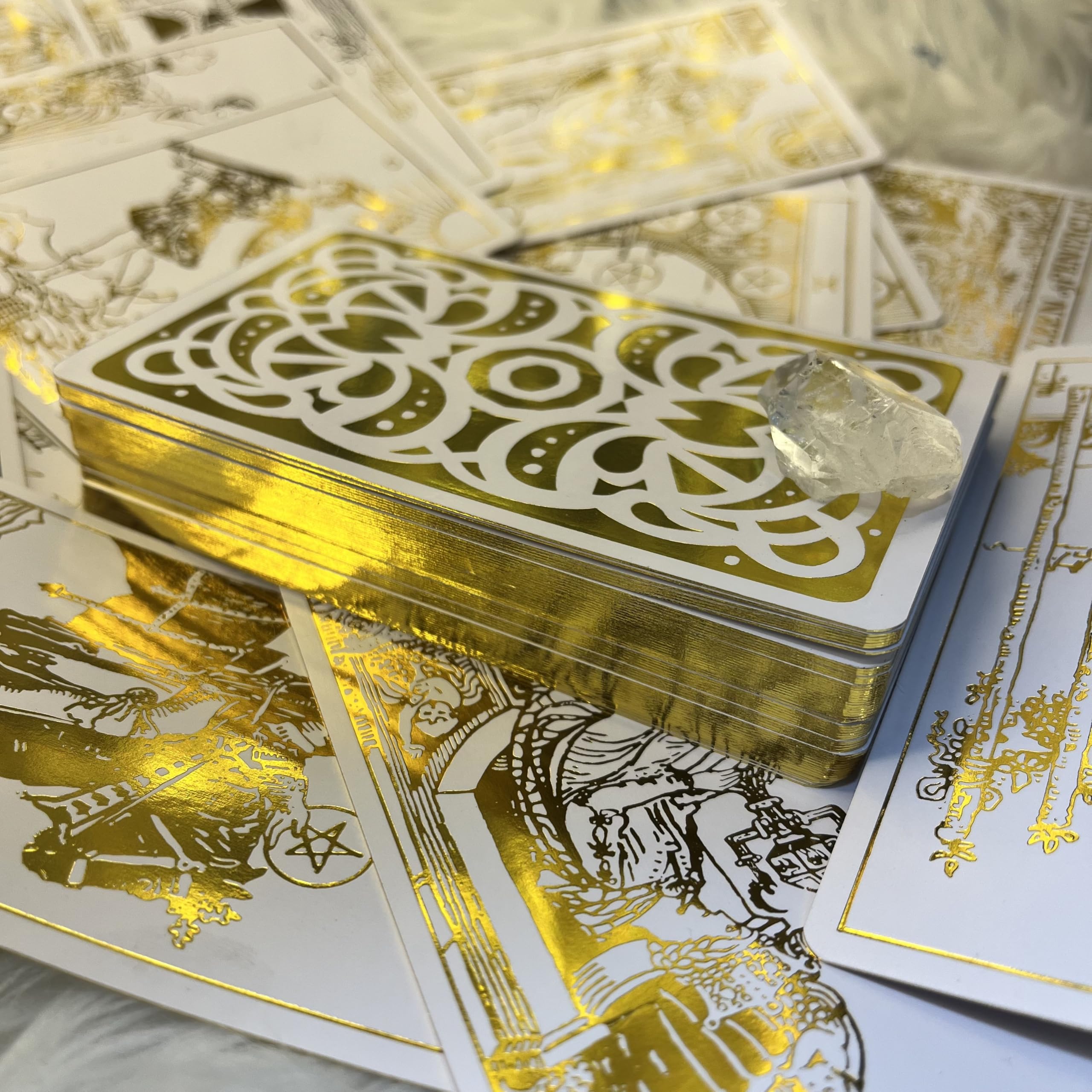 Amazon.co.jp: DELALUNA ANSWERS オールゴールドタロット:80枚のカード