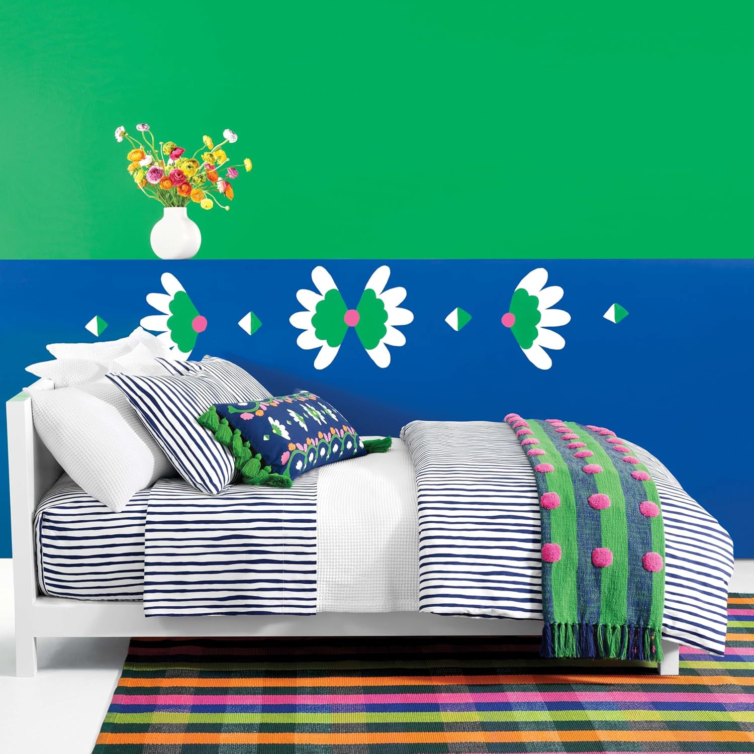 Pine Cone Hill Bubble White Matelasse Sham, Standard Size, White Solid Pattern