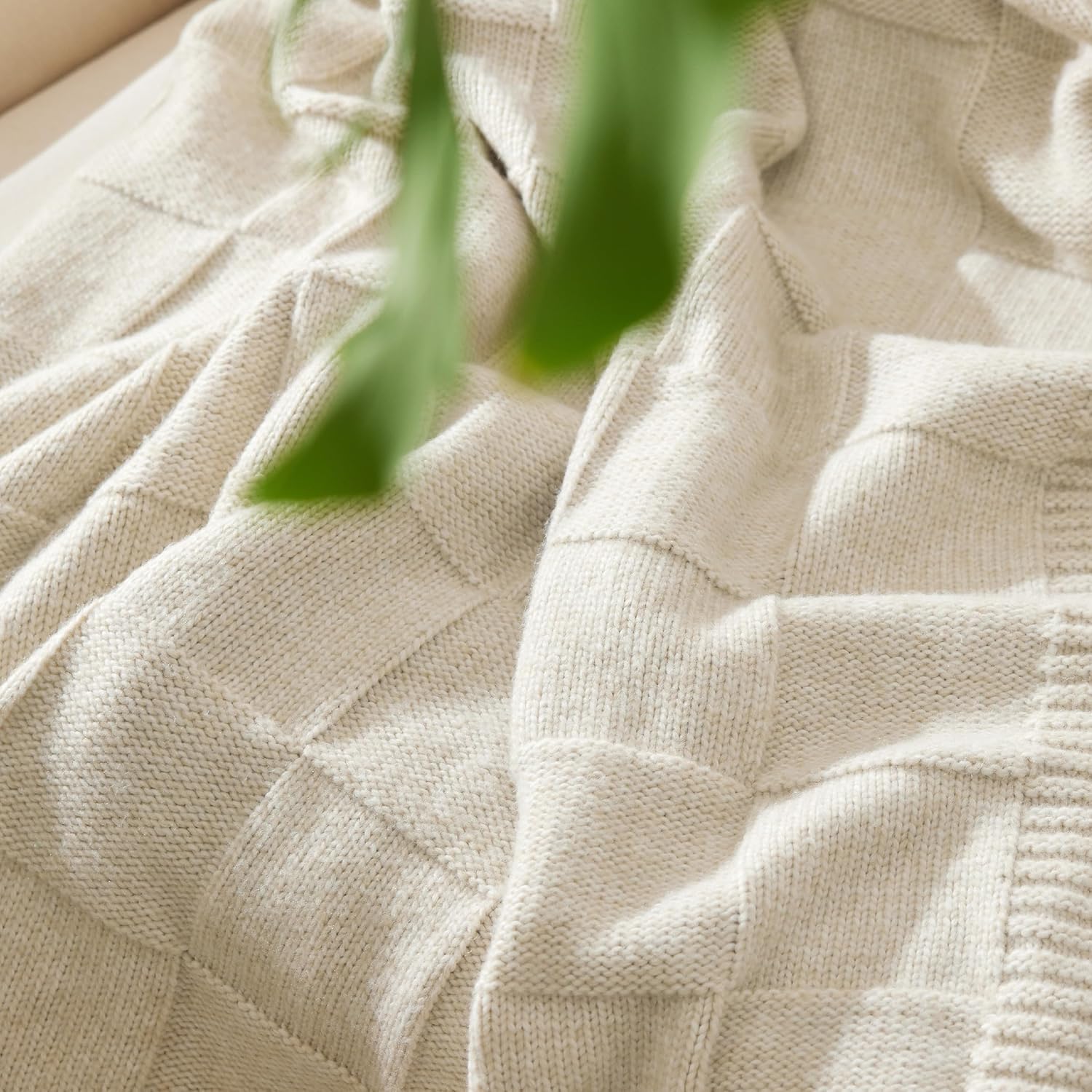 UBedsure Knit Blanket Twin Size for Bed - Beige Checkered Blanket for Couch, Soft Cozy and Lightweight Chunky Knit for Summer and All Seasons, 60x80 Inches