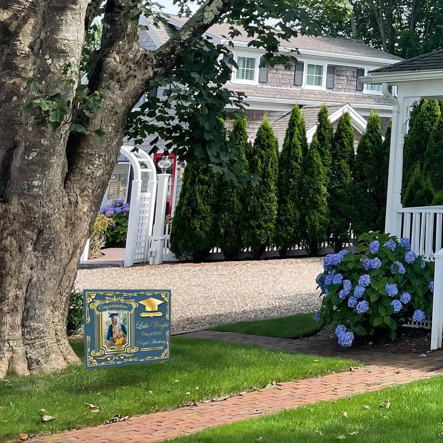 24"x18" Custom Welcome Back to School Yard Sign with Stakes, Personalized Corrugated Sign for Middle School and First Day of School Yard Decorations (Design)