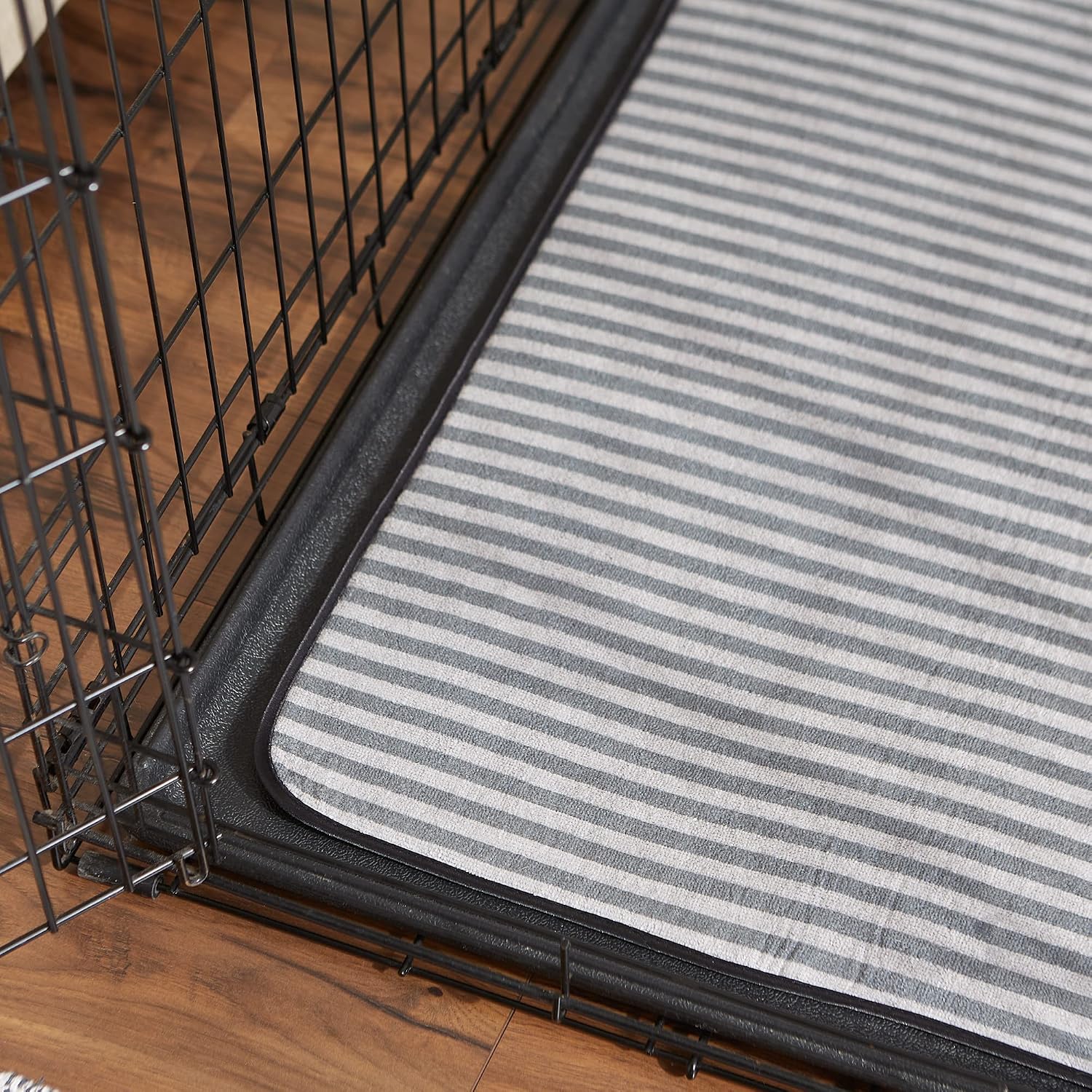 review Bone Dry Striped Pet Cage Mat, X-Large - 25 x 39, Gray