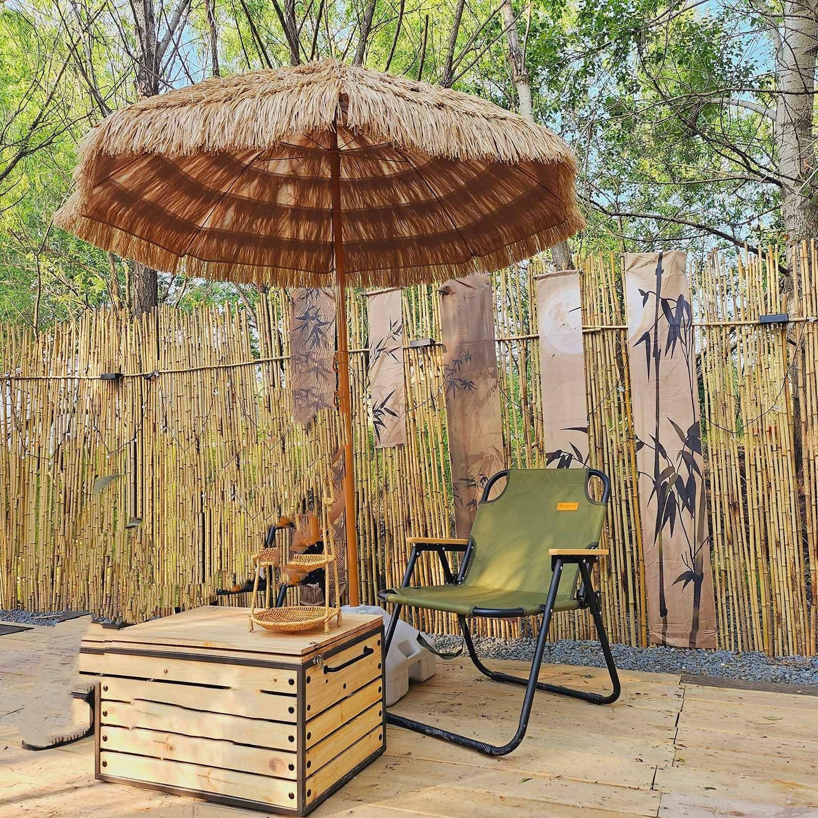 Bardzo duży i pogrubiony parasol z imitacją słomy o długości 2,7 m, odkryty basen i parasol przeciwsłoneczny na plażę, obrót o 360 stopni, łatwa regulacja kąta nachylenia.