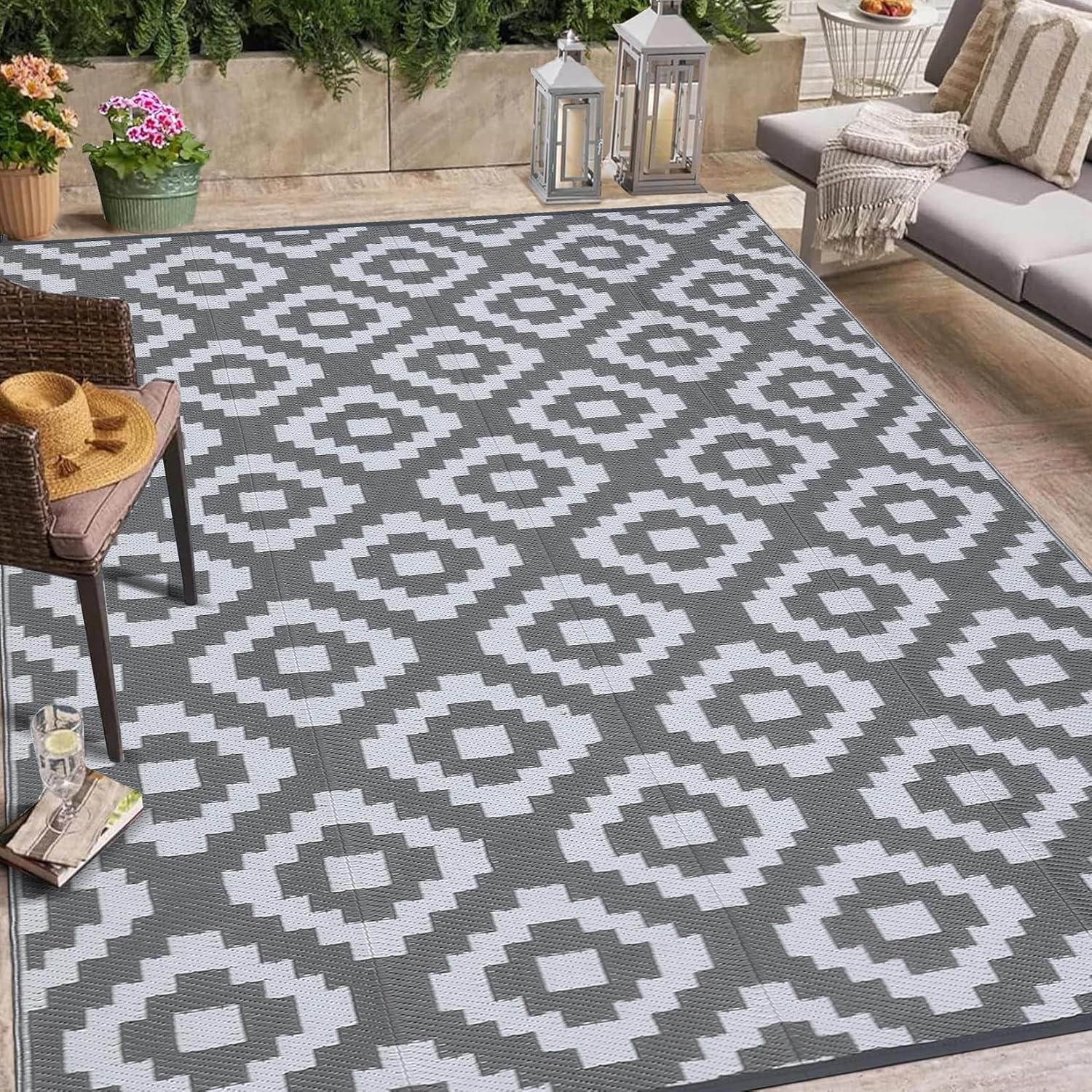 GarveeHome Outdoor Plastic Straw Rug 8x10 Reversible Patio Rug Outdoor Rug Waterproof Camping Rug Portable Outdoor Floor Mat for RV Porch Balcony Patio Camping Picnic Beach Grey/White Square