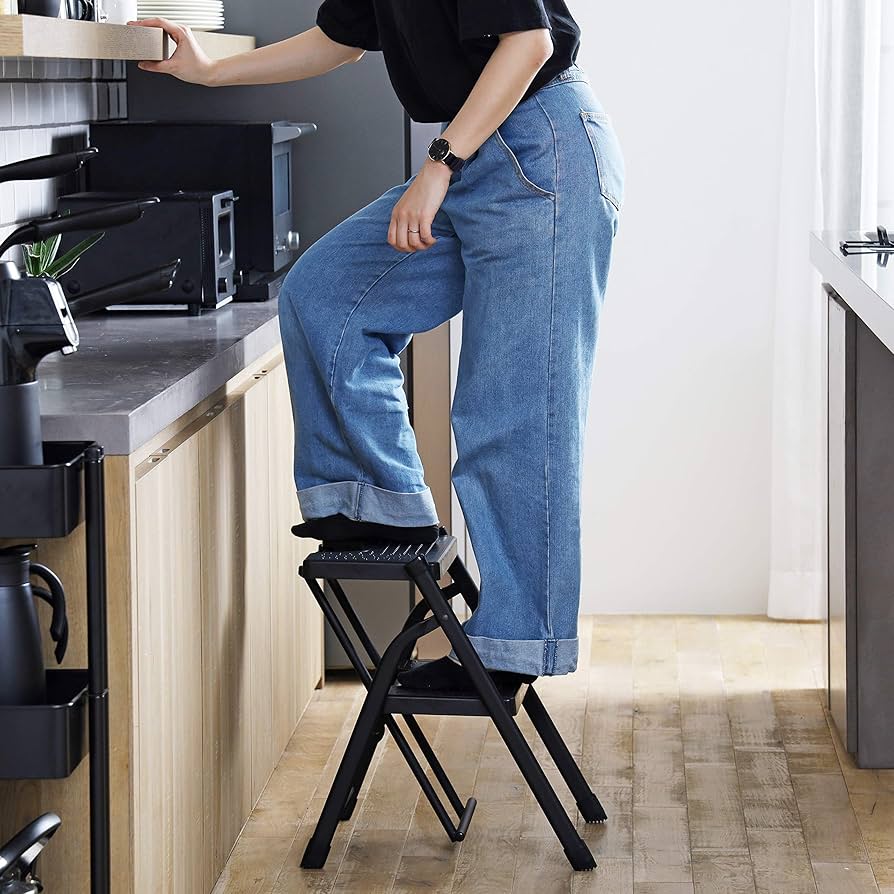 【BLKP】 パール金属 折りたたみ ステップ 踏み台 脚立 台 3段 Amazon.co.jp: 【BLKP】 パール金属 折りたたみ ステップ 踏み台