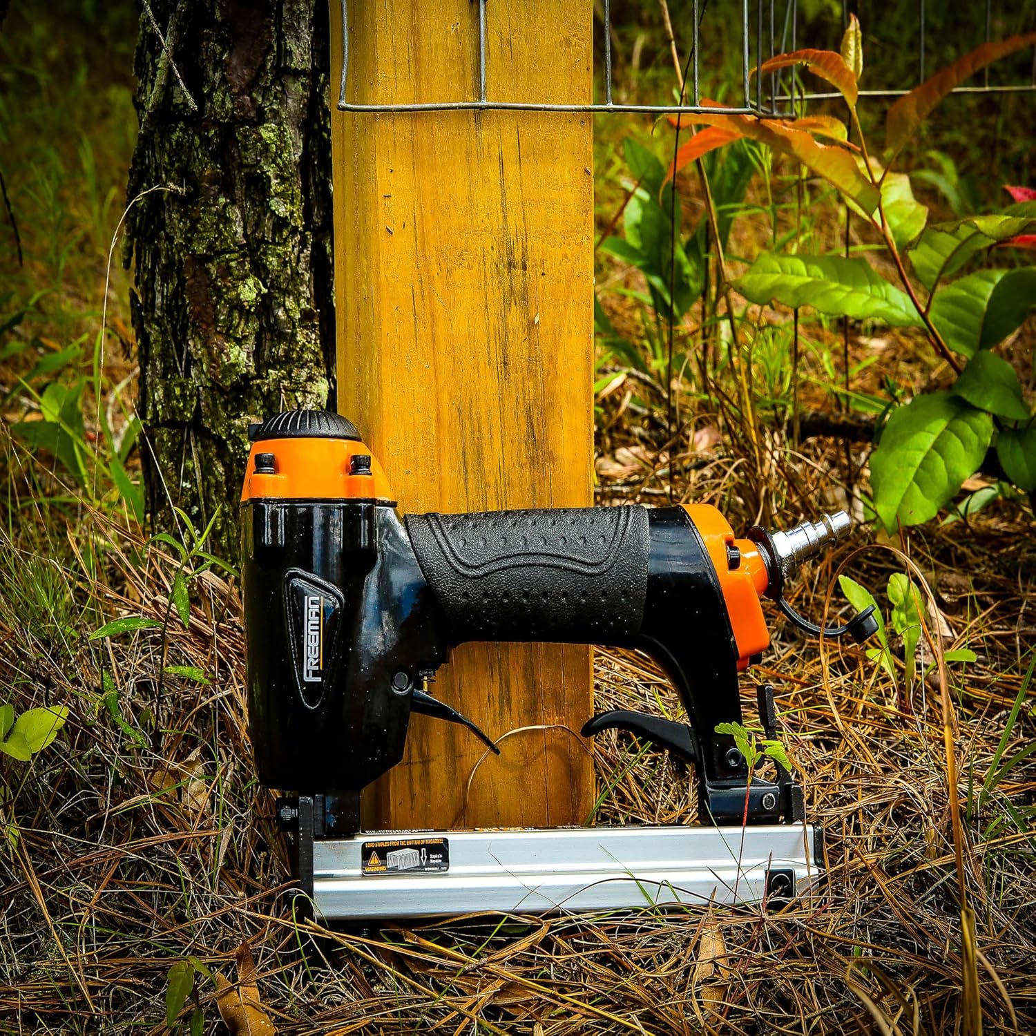 Freeman P2238US Pneumatic 22-Gauge 5/8" Upholstery Stapler