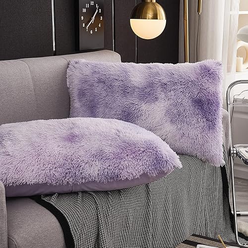 Miniatura 3 de WERDIM Juego de 2 fundas de almohada de pelo sintético lanudo de terciopelo con cierre de botón, tamaño King (teñido anudado lila, 20 x 36 pulgadas)