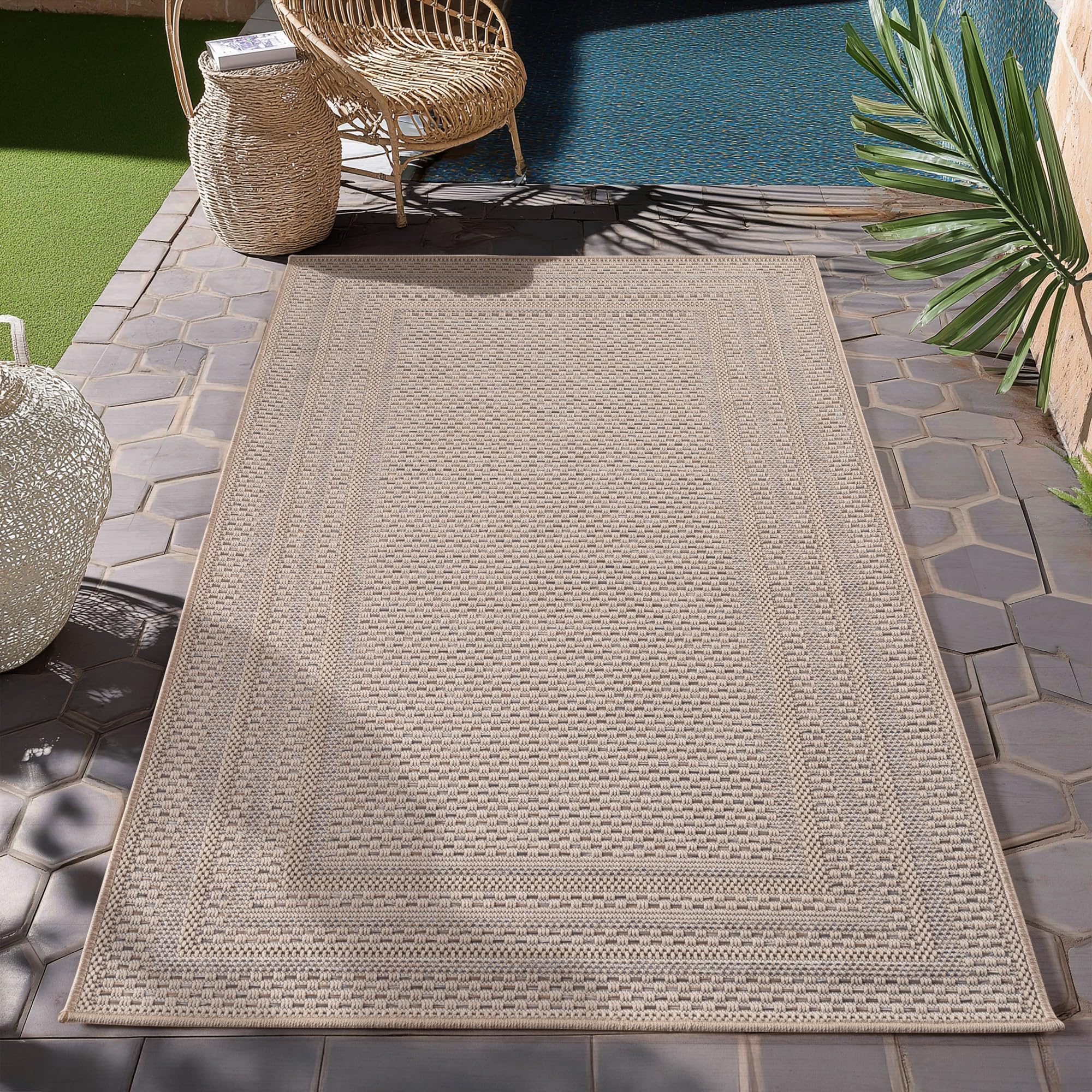 HomebyHome Outdoor Teppich Beige Wetterfest UV-beständig Pflegeleicht Skandinavisches Boho Design für Küche Balkon Terrasse Garten Wohnzimmer Esszimmer