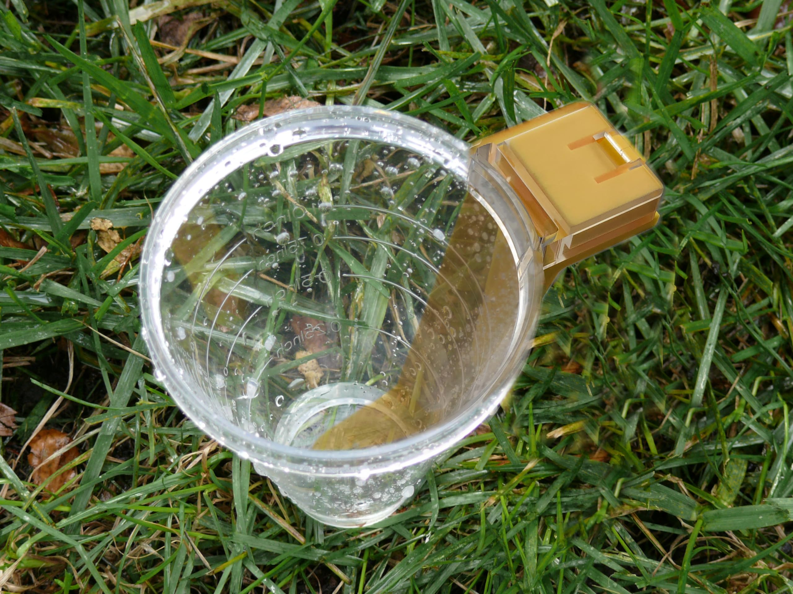 Pro Bewässerungsauffangbecher, extrem präzises Kalibrierwerkzeug für grüne Rasenflächen, Regensprinkler, 8,9 cm Auffangbehälter, breite Öffnung, Wassergarten, Rasenmessung (8er-Pack)