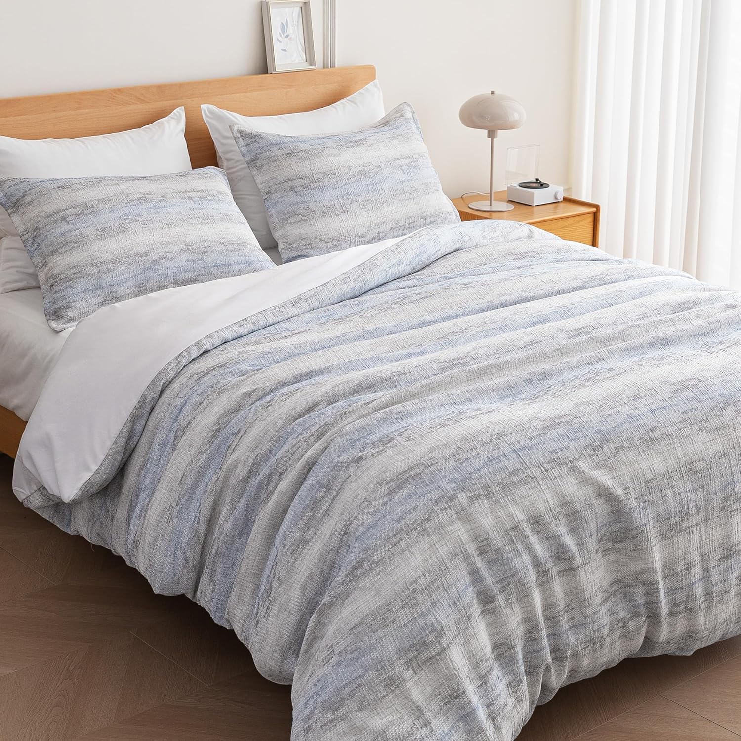 SLEEP ZONE Duvet Cover Set Queen, Luxury Jacquard River Soft and Breathable 3 Pcs Comfy Bedding Set Duvet Cover with Zipper Closure and 2 Pillow Shams, Blue