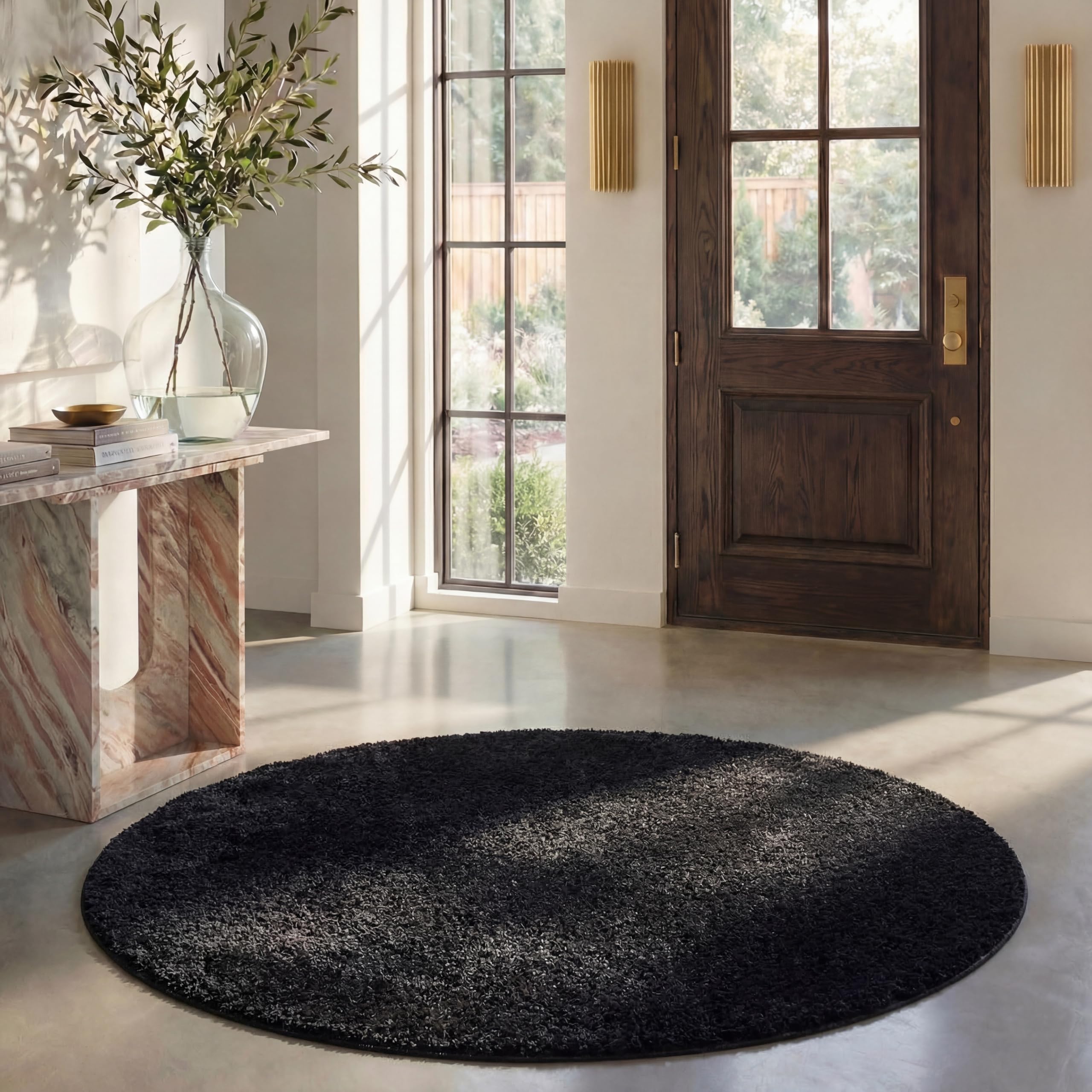 SAFAVIEH California Shag Collection Area Rug - 4' Round, Black, Non-Shedding & Easy to Clean, Ultra Plush Thick Pile, Ideal for Living Room, Bedroom,
