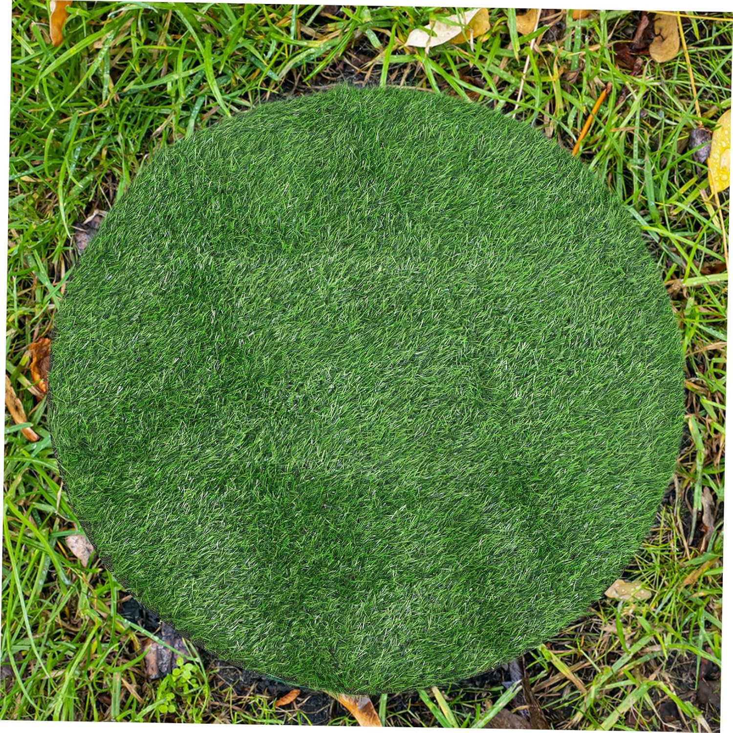 Kisangel Artificial Grass Table Mat Round Simulated Grass Placemat Outdoor Table Decor Reusable Wrinkle Resistant Synthetic Turf for Dining Picnic Buffet and Holiday Centerpiece