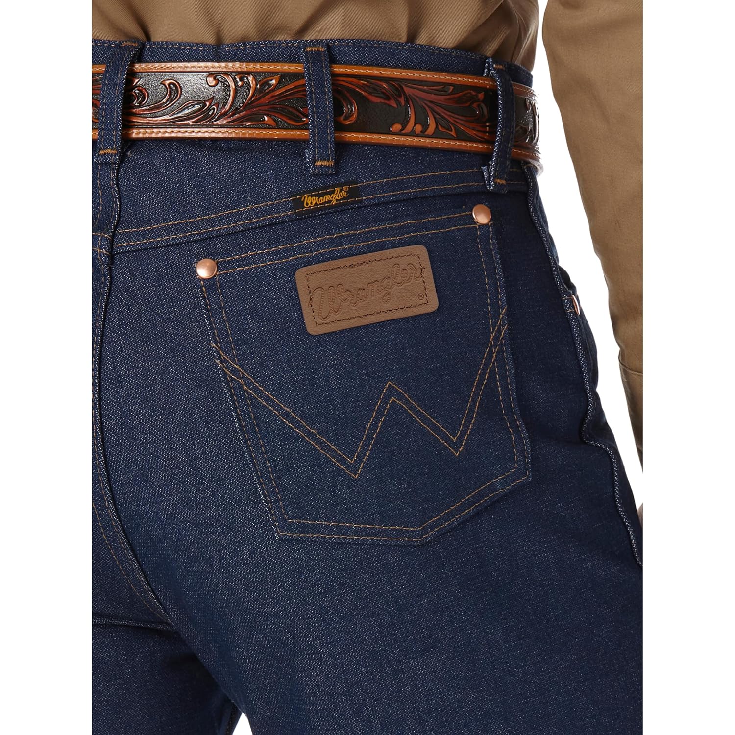 Wrangler Jeans masculino Western Bigger Boys com corte caubói em promoção! Veja a oferta e mais achadinhos de Calças 5 Hoje é o melhor dia para comprar Wrangler Jeans masculino Western Bigger Boys com corte caubói com aquele preço maroto! Promoção! Aproveite a oferta! 5