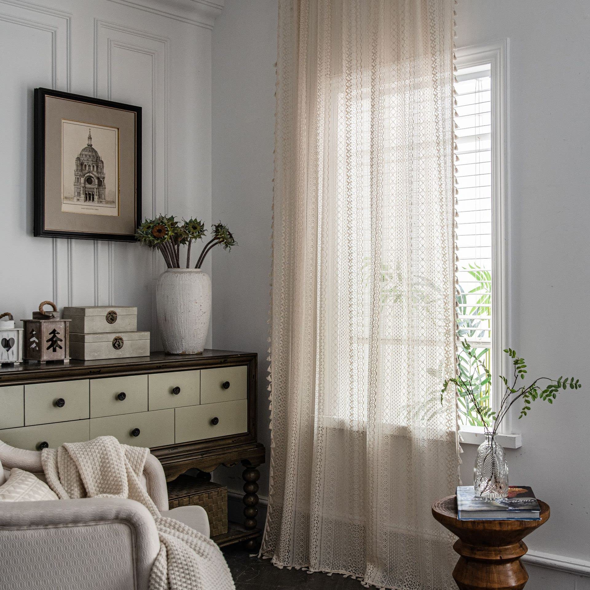USTIDE Rideau rustique beige en coton avec crochet Rideau chic vintage à oeillets en dentelle avec macramé pour cuisine, salle à manger, salon, 150 x 221 cm