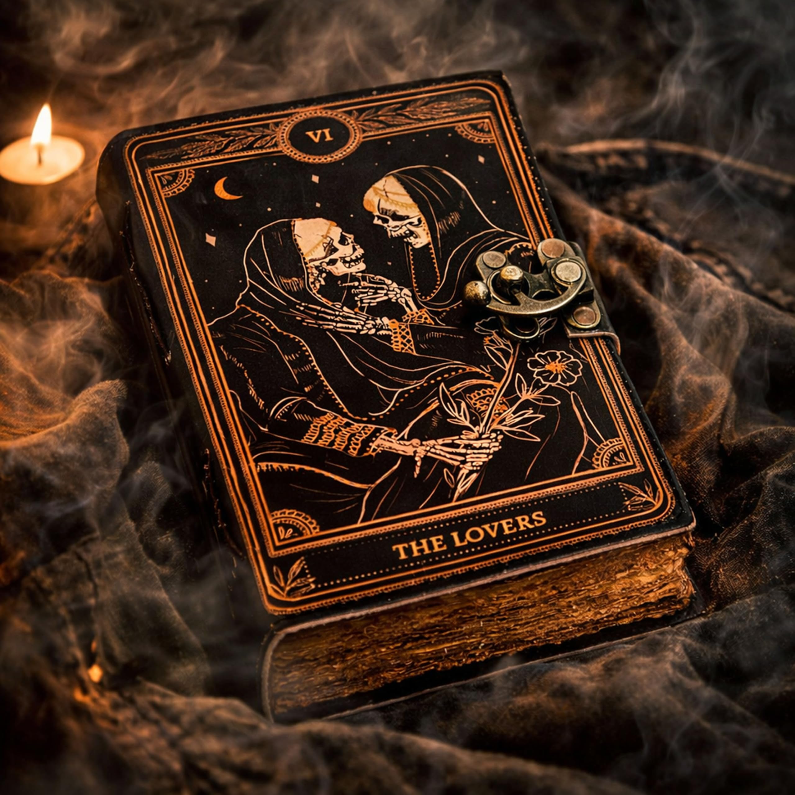 C CUERO Book of Spells Journal en cuir papier à bords frangés grimoire - Journal imprimé The Lovers Tarot - Carnet à spirales - Gothique - Amateur de crâne - Journal vintage en cuir pour homme et
