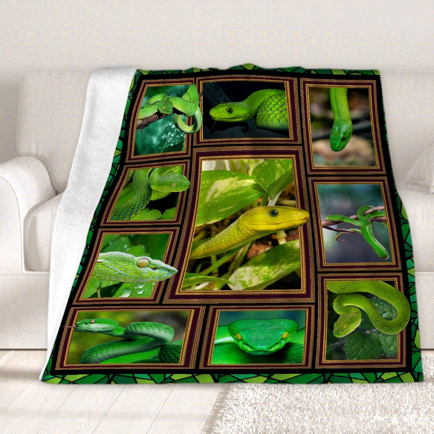 Snake Throw Blanket for Adults & Kids - Soft Flannel Plush for Snake Lovers - Home Decor for Bed, Couch, Outdoor & Camping - 60"X50" - M