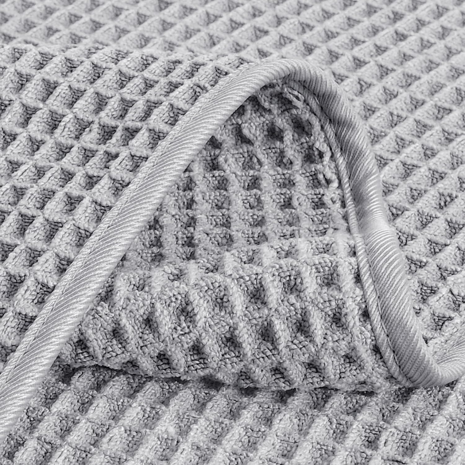 POLYTE 430 GSM Microfiber Lint Free Washcloth Face Towel, 13 x 13 in, 4 Pack (Waffle Weave) - Image 4