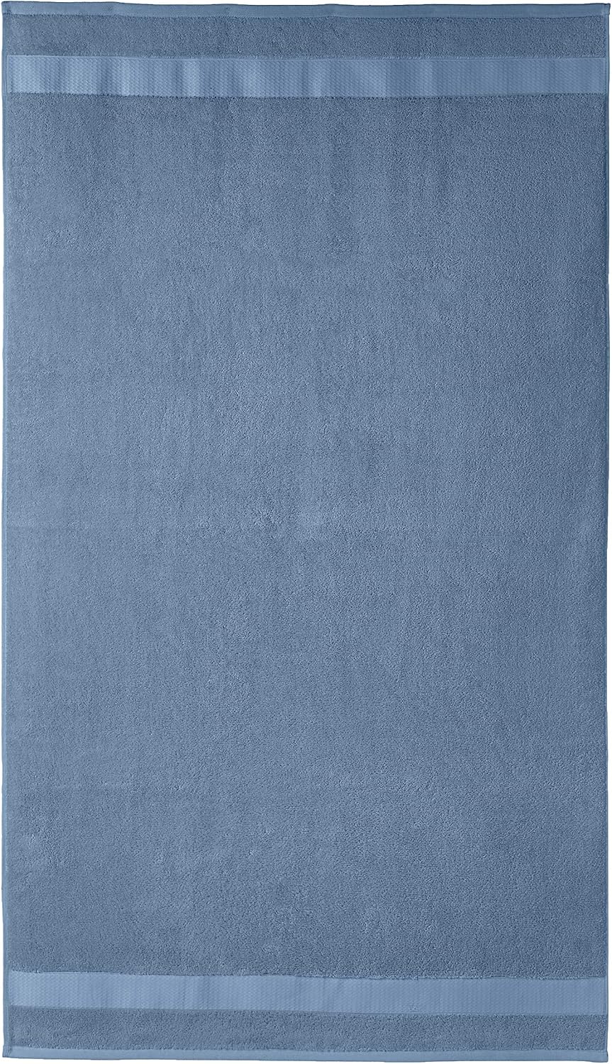 Amazon Basics Everyday Bath Towels, Set of 4, Cornflower Blue, 100% Soft Cotton, Durable