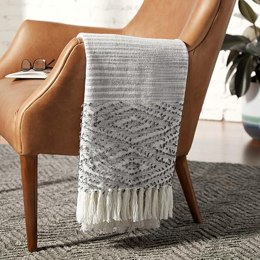 Rivet Modern Diamond Pattern Fringe Throw Blanket