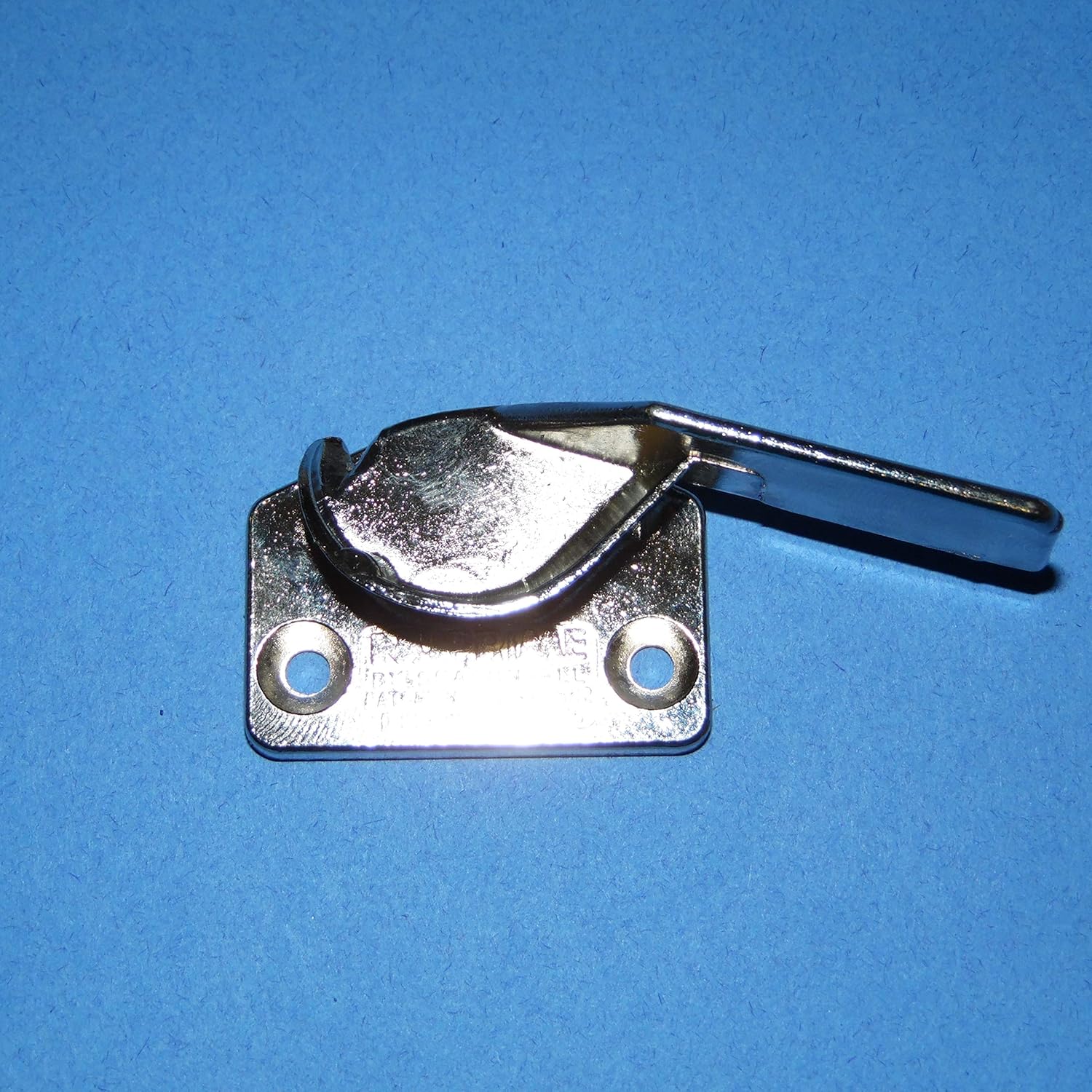 Ives 07 Window Lock Aluminum - Saunderson Security