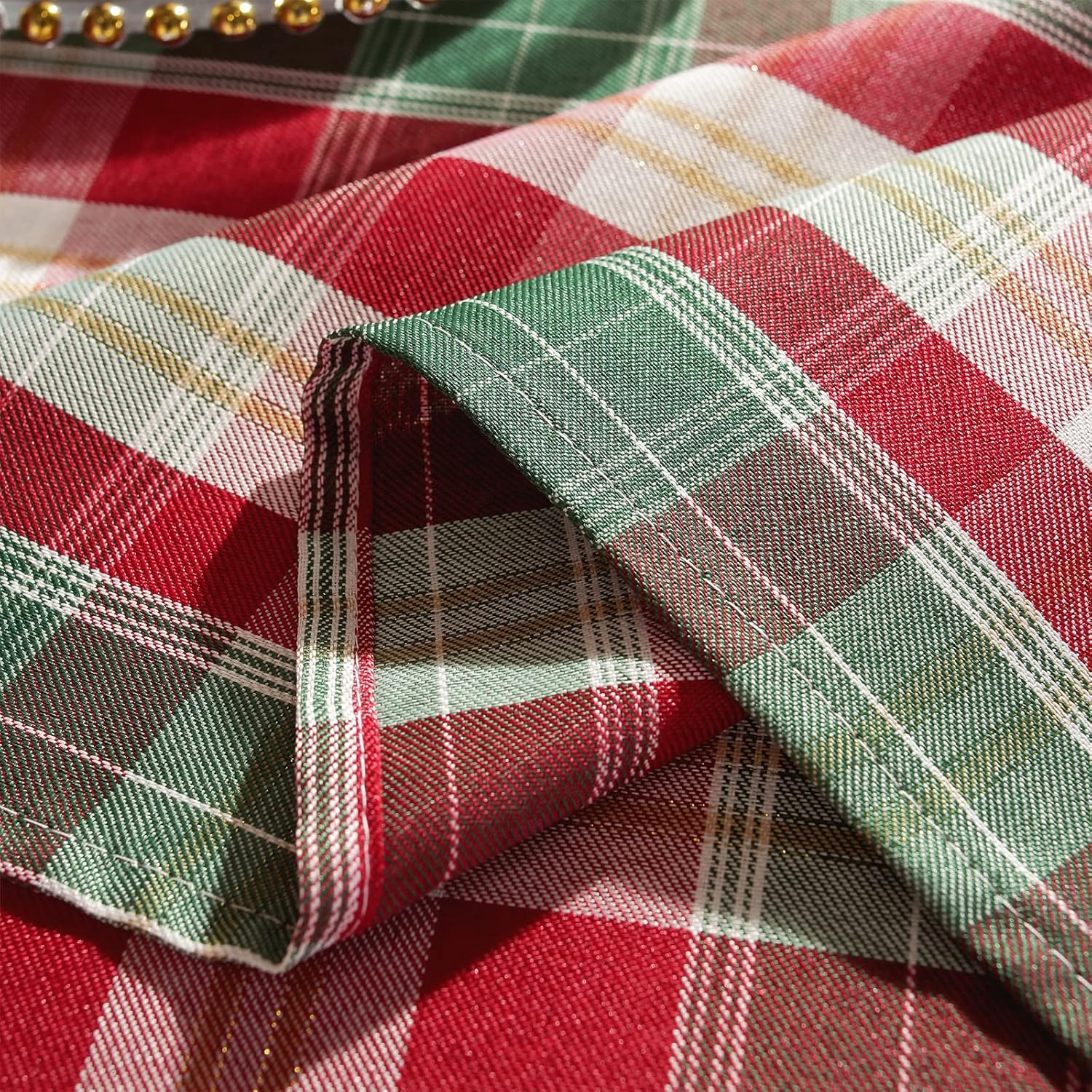 SASTYBALE Red and White Plaid Tablecloth,Rectangle Xmas Metallic Fabric Table Cloth Wrinkle Resistant Heavy Weight Polyester Table Cloths for Holiday Kitchen Dinning Tabletop(60" x 120")