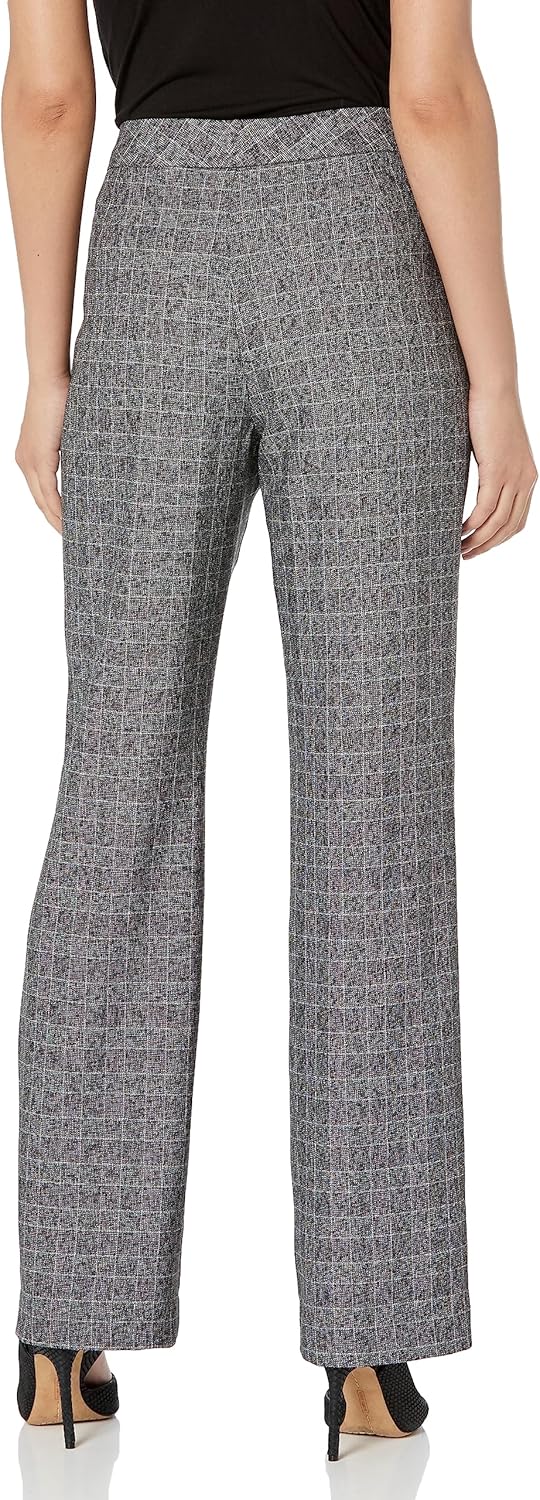 Le Suit Womens Jacket/Pant Suit - Image 4