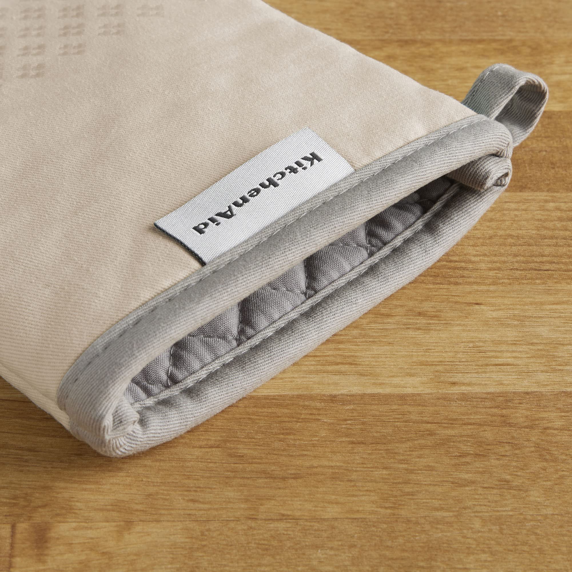 KitchenAid Asteroid Cotton Oven Mitts with Silicone Grip, Set of 2, Milkshake