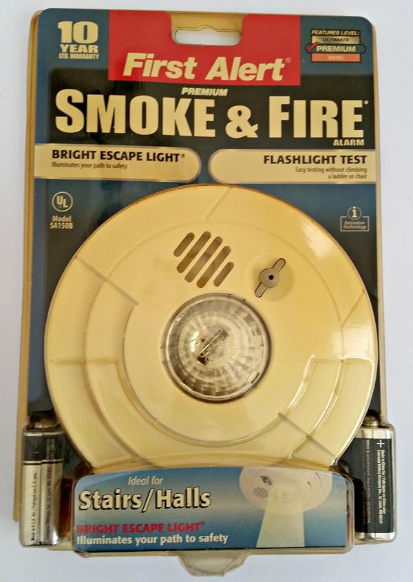 First Alert SA150B Hall & Stairway Smoke & Fire Detector by First Alert - Used condition - US$13.36