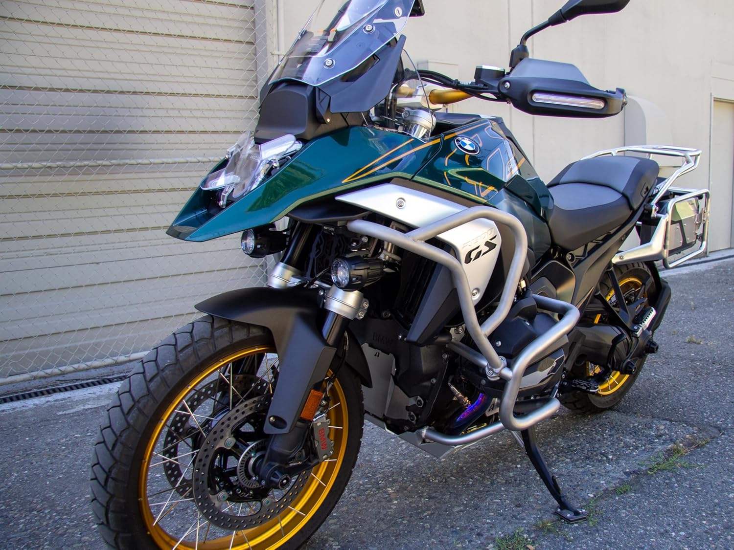 AltRider Upper Crash Bars Compatible with BMW R 1300 GS (Require AltRider Lower Crash Bar) 1 inch Stainless Steel Tubing, 4 Point Twist Resistant Mounting for Fairing & Radiator Protection - Black