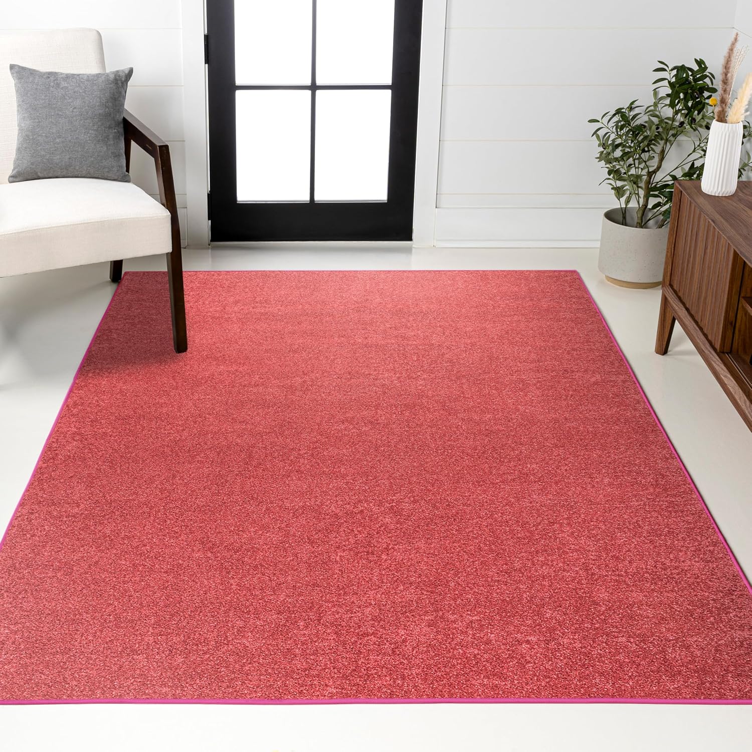 JONATHAN Y Haze Solid Low-Pile Red Indoor Area Rug 3x5, Coastal,Bohemian,Minimalist,Classic, Easy-Cleaning for Living Room,Bedroom,Kitchen,Pet Friendly,Non-Shedding (SEU100E-3)
