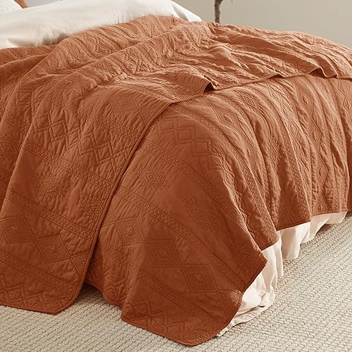 Miniatura 5 de Bedsure Juego de edredón 100% algodón, colcha ligera tamaño Queen, acogedora colcha de 3 piezas con fundas de almohada en patrón geométrico para