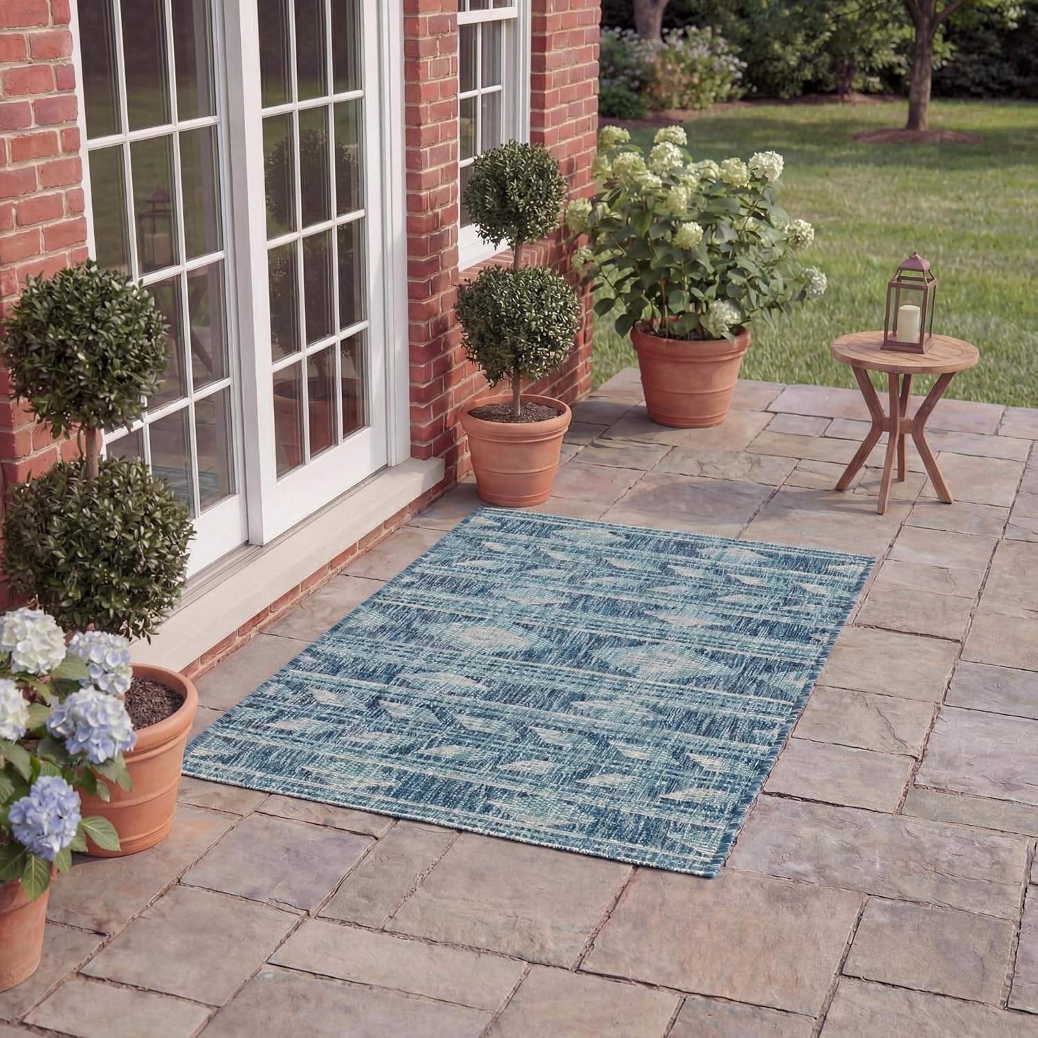 SAFAVIEH Washable Rug Outdoor Courtyard Collection - 2' x 3'7", Navy & Aqua Blue, Non-Shedding & Easy Cleaning, Ideal for Patio, Front Door, Entryway, Doormat (CY8529-39421)