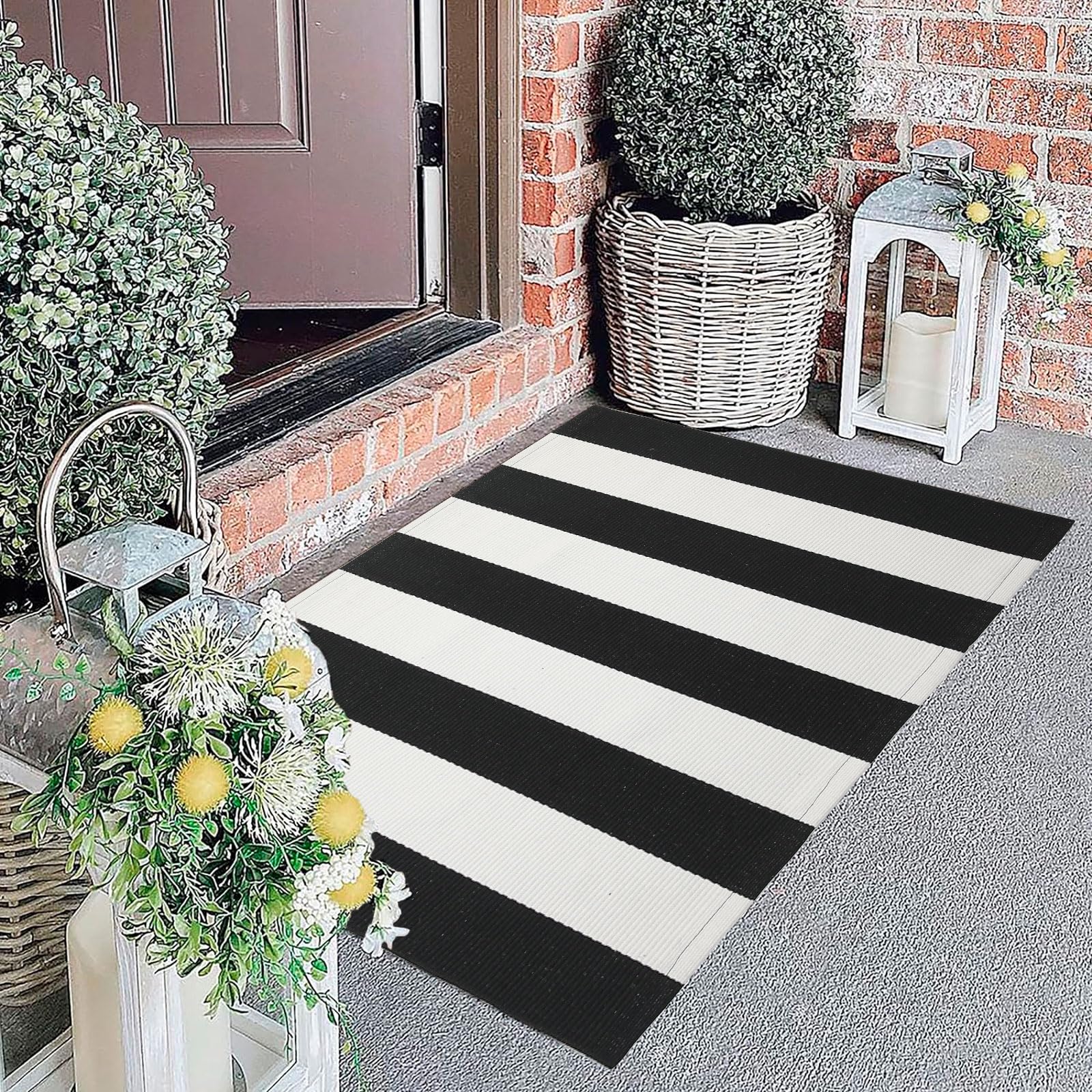Amazon.com: Striped Rug Outdoor Porch Rug Black and White 27.5x43