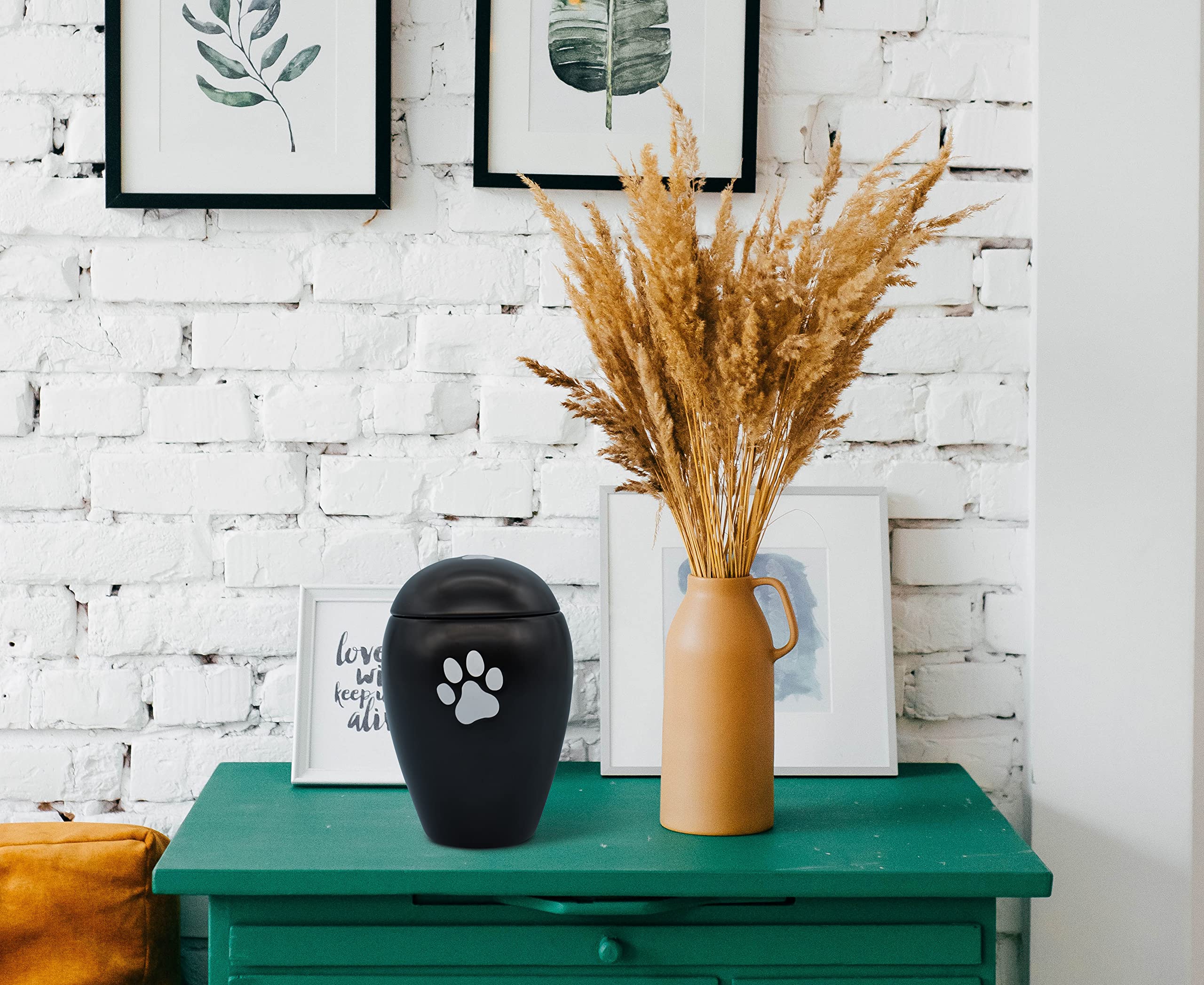 FeinKnick Urna devozionale da 1 litro, per gatto o cane, per interni ed esterni, realizzata a mano, in ceramica di alta qualità, con zampa argentata, resistente alle intemperie e per cenere