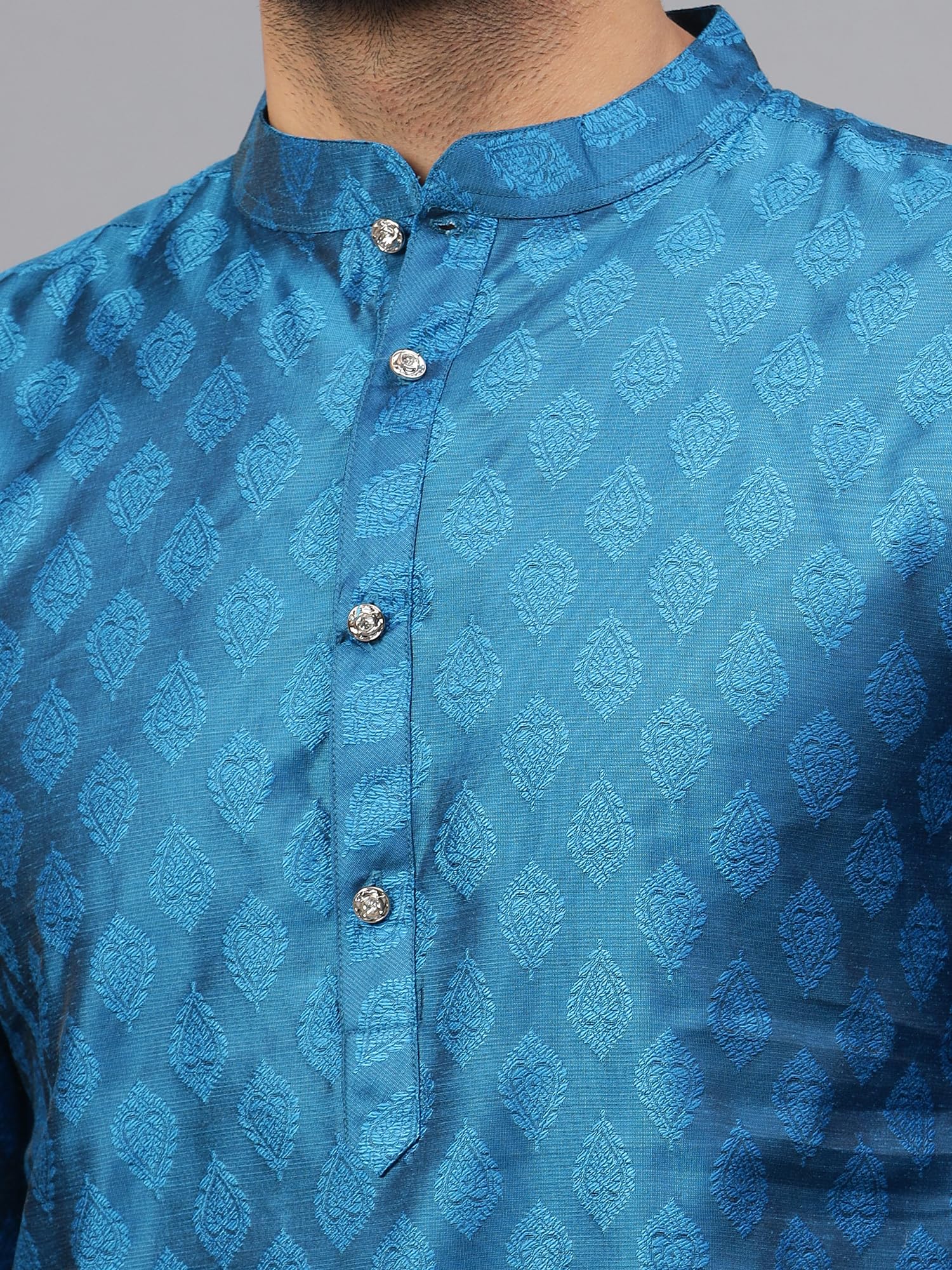 LATEST CHIKAN Men's Cotton Silk Blend Kurta and Pyjama Set - Image 6 thumbnail