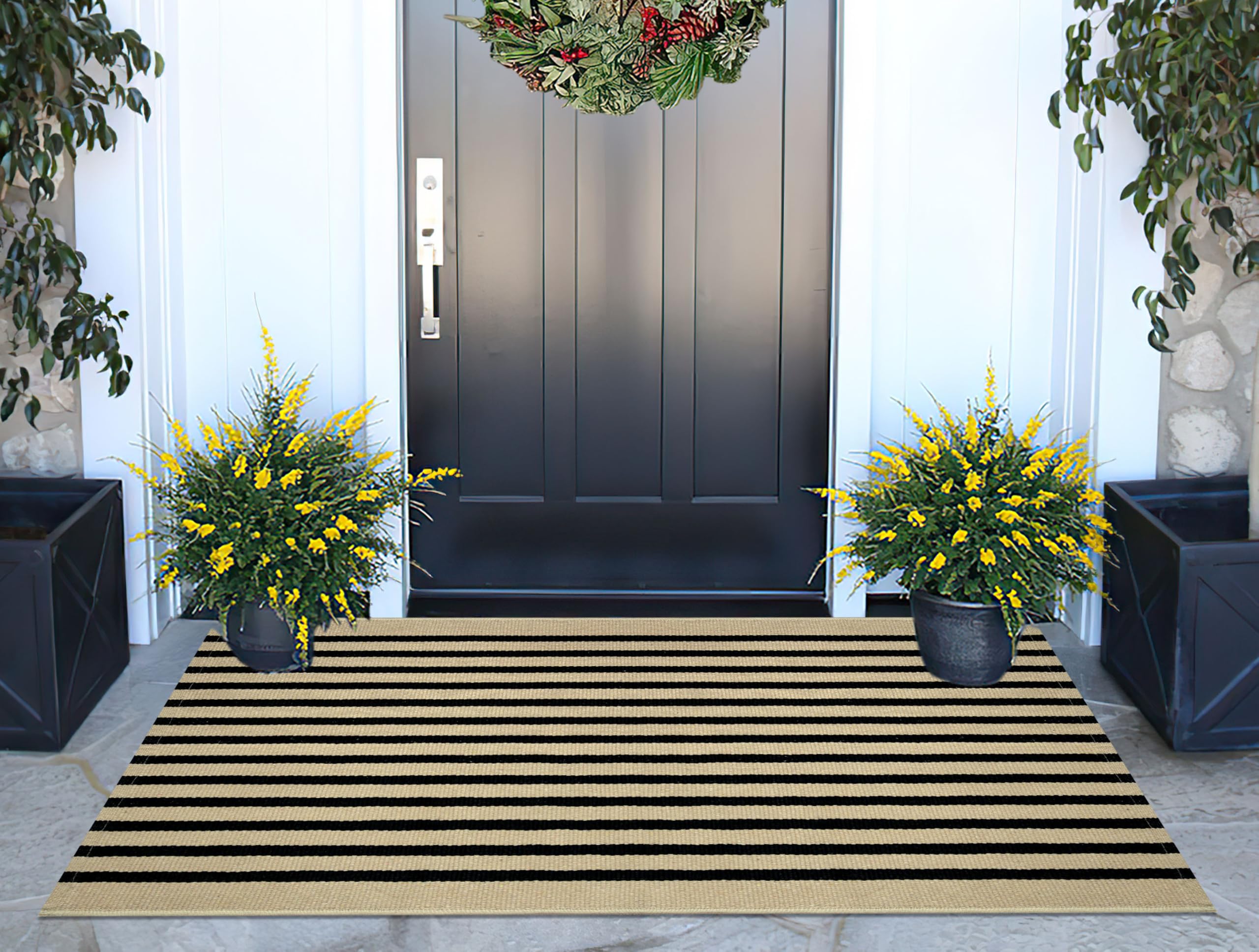 Alfombra de Exterior a Rayas Negras y Caqui de 60 x 120 cm, Lavable, para