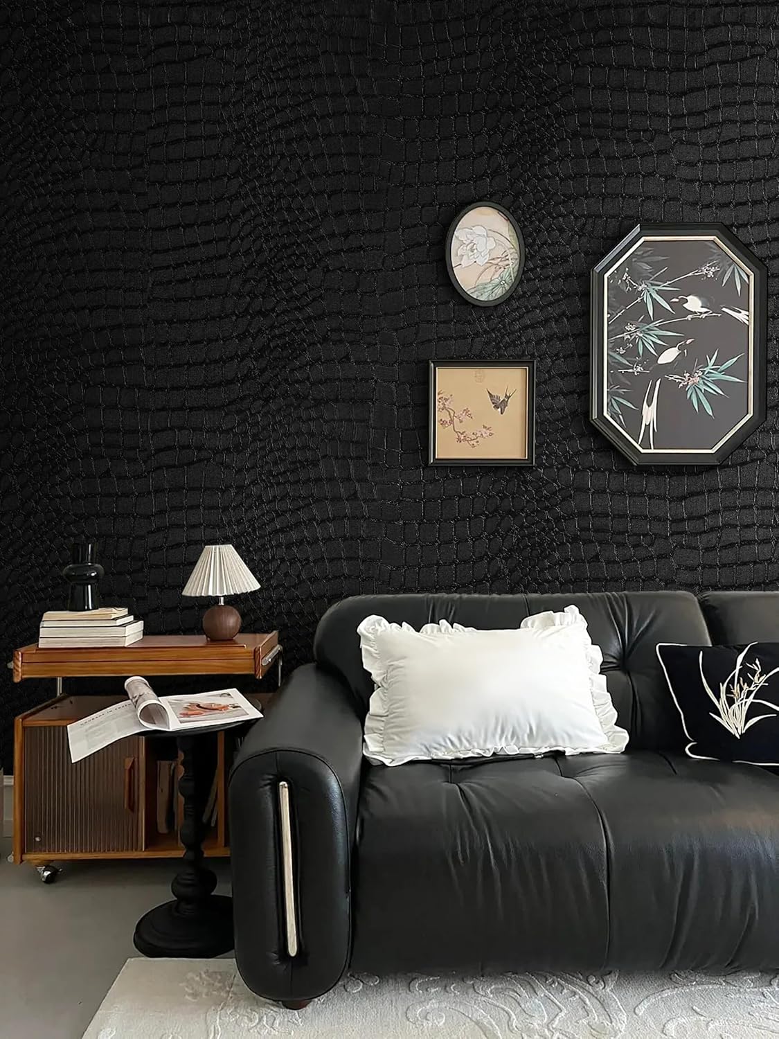 Safiyya Black Peel and Stick Wallpaper 15.75'' X 118'' Crocodile Wallpaper Textured Contact Paper for Cabinets Removable Modern Renter Friendly Wall Paper for Bedroom Bathroom