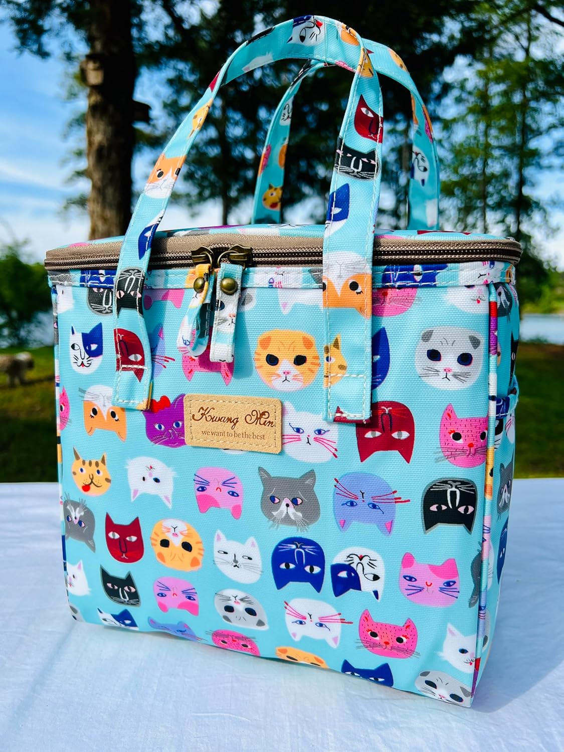 Kwang Min Pink Cat Faces Insulated Lunch Bag for Women Reusable Lunch Box for Adult,Large Bento Cooler for Office Picnic Beach Party,Premium Fabric,WaterProof,Pink lunch bag for Cat lover