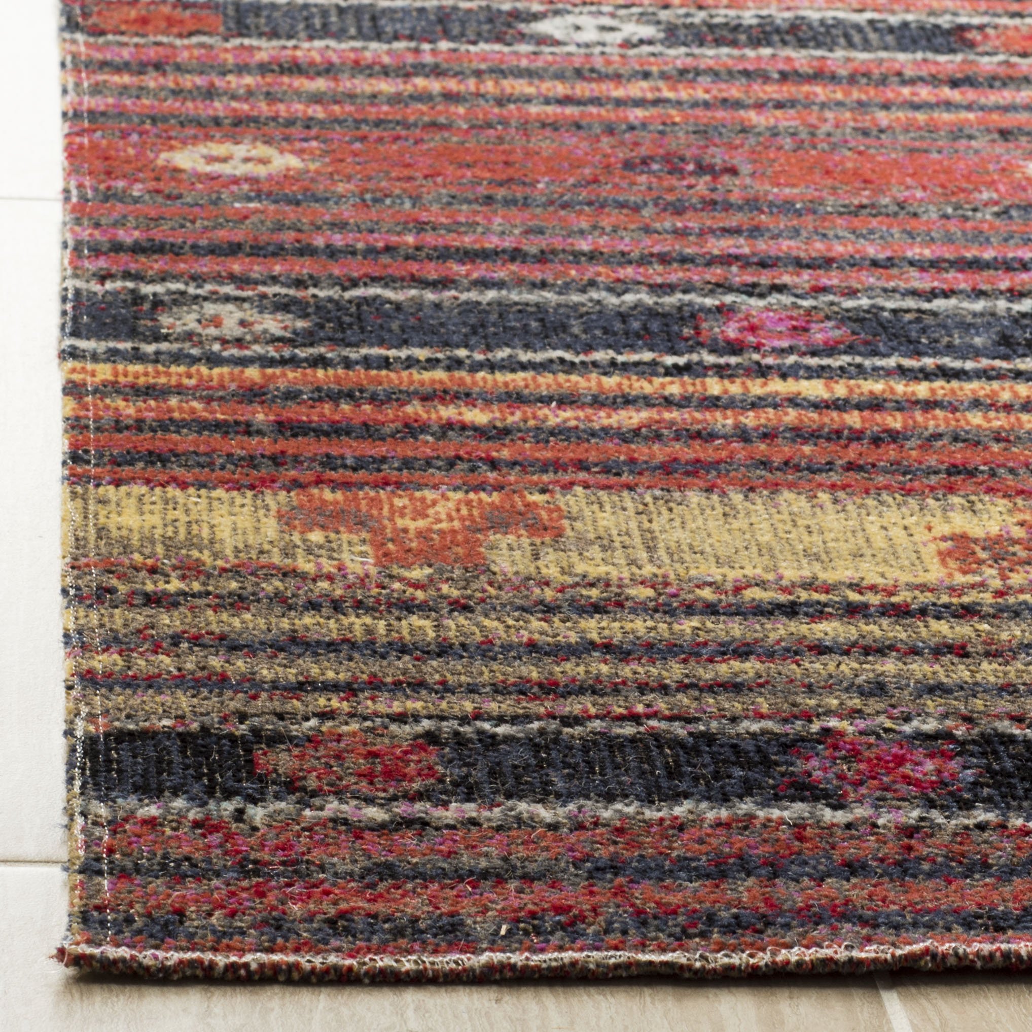 SAFAVIEH Tapis Boho Pour Salon, Salle à manger, Chambre à coucher - Montage Collection, Tapis à poil court, Rouille et Multi, 122 X 183 cm